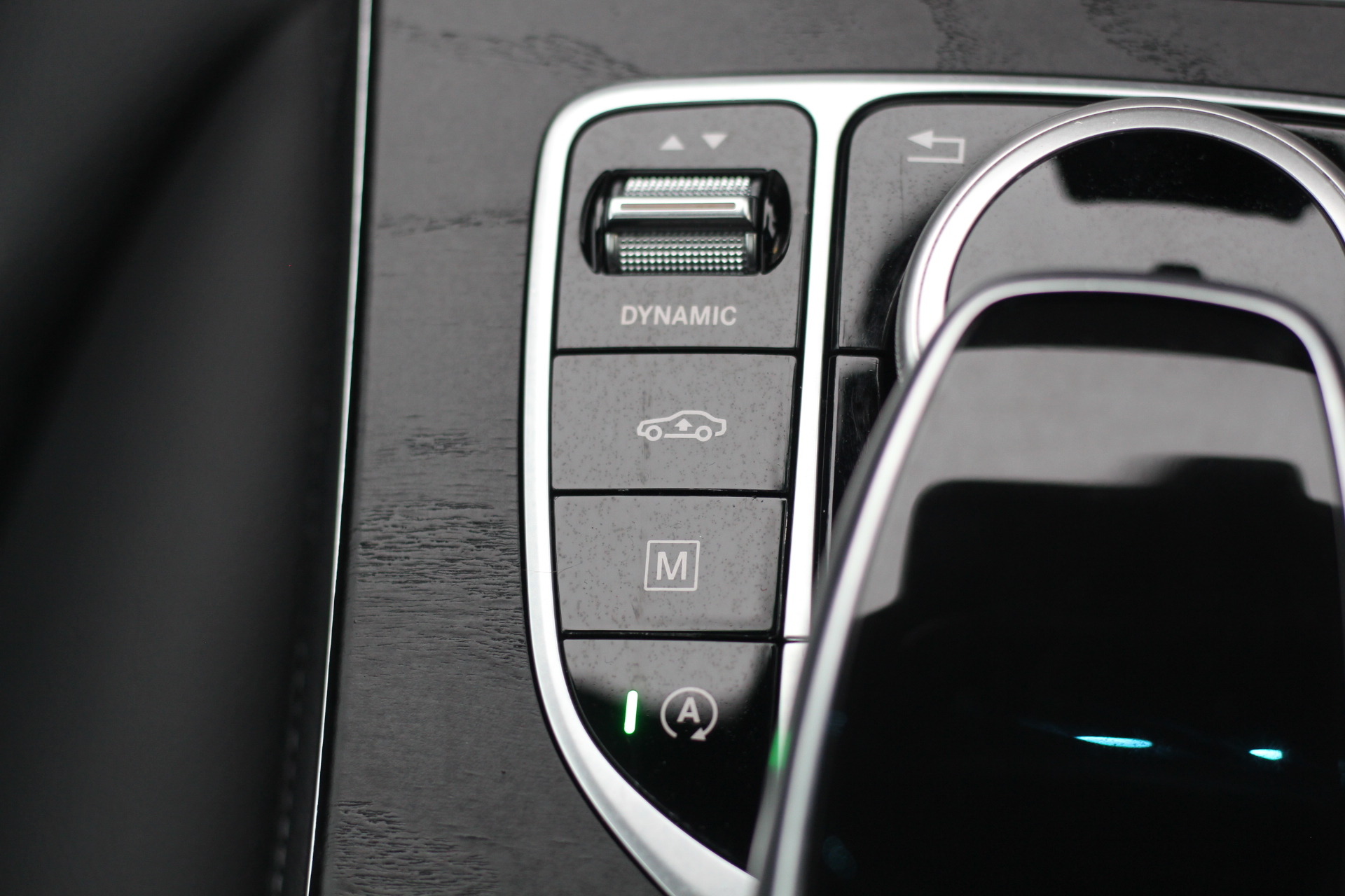 2018 (68) Mercedes-Benz GLC Class 2.1 GLC250d AMG Line (Premium Plus) G-Tronic+ 4MATIC Euro 6 (s/s) 5dr