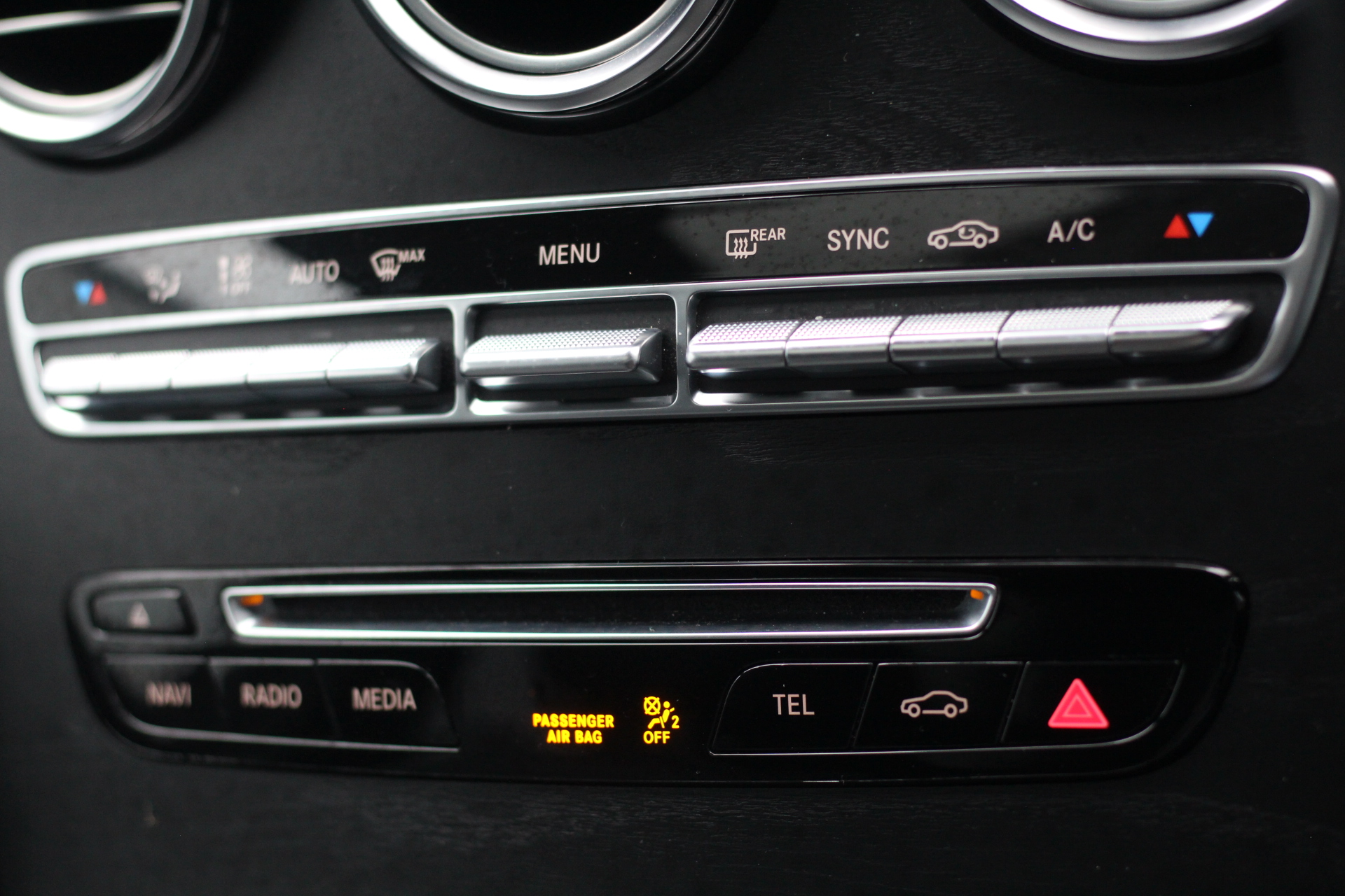 2018 (68) Mercedes-Benz GLC Class 2.1 GLC250d AMG Line (Premium Plus) G-Tronic+ 4MATIC Euro 6 (s/s) 5dr