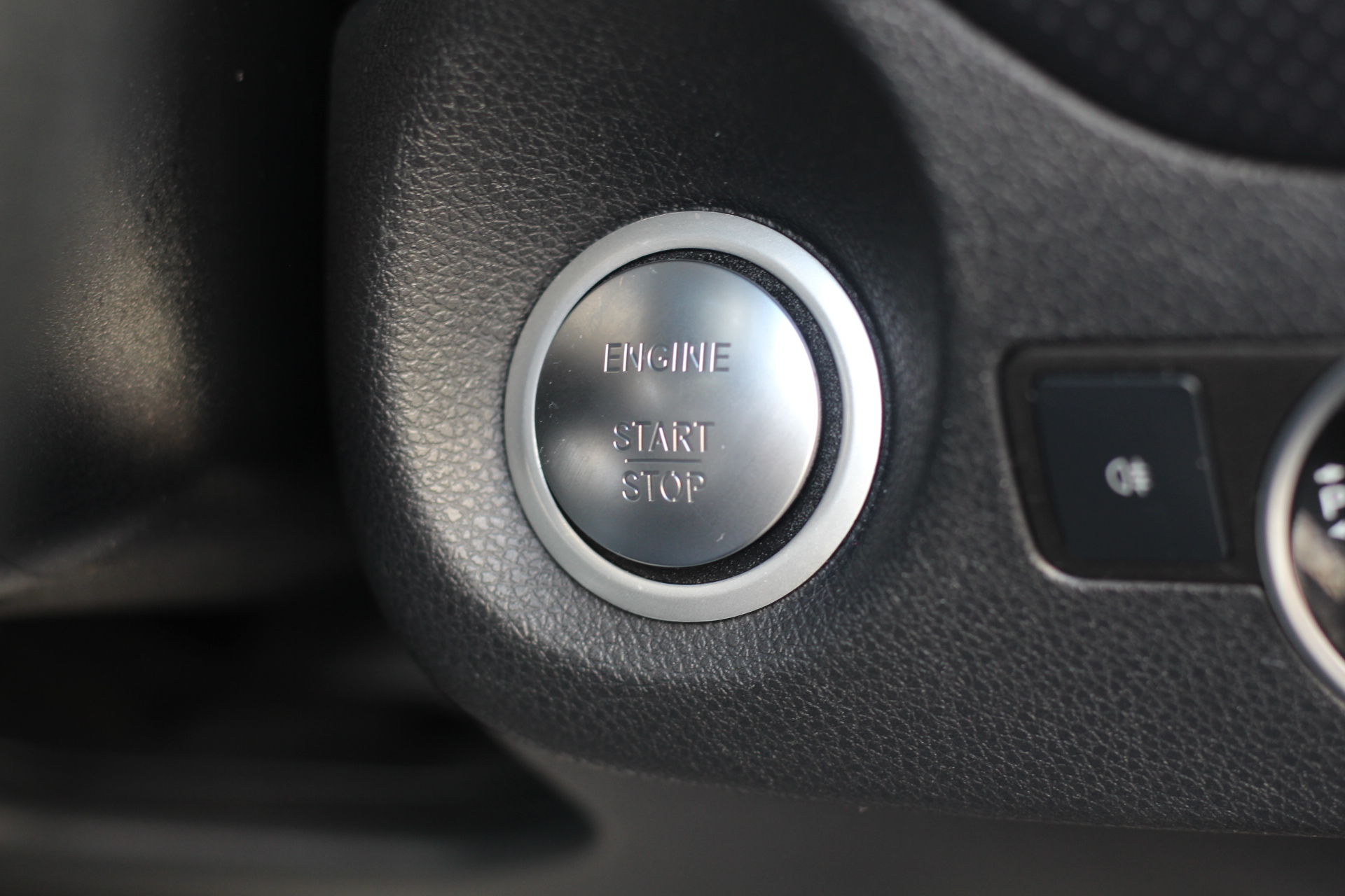 2017 (17) Mercedes-Benz A Class 1.5 A180d AMG Line (Premium Plus) 7G-DCT Euro 6 (s/s) 5dr