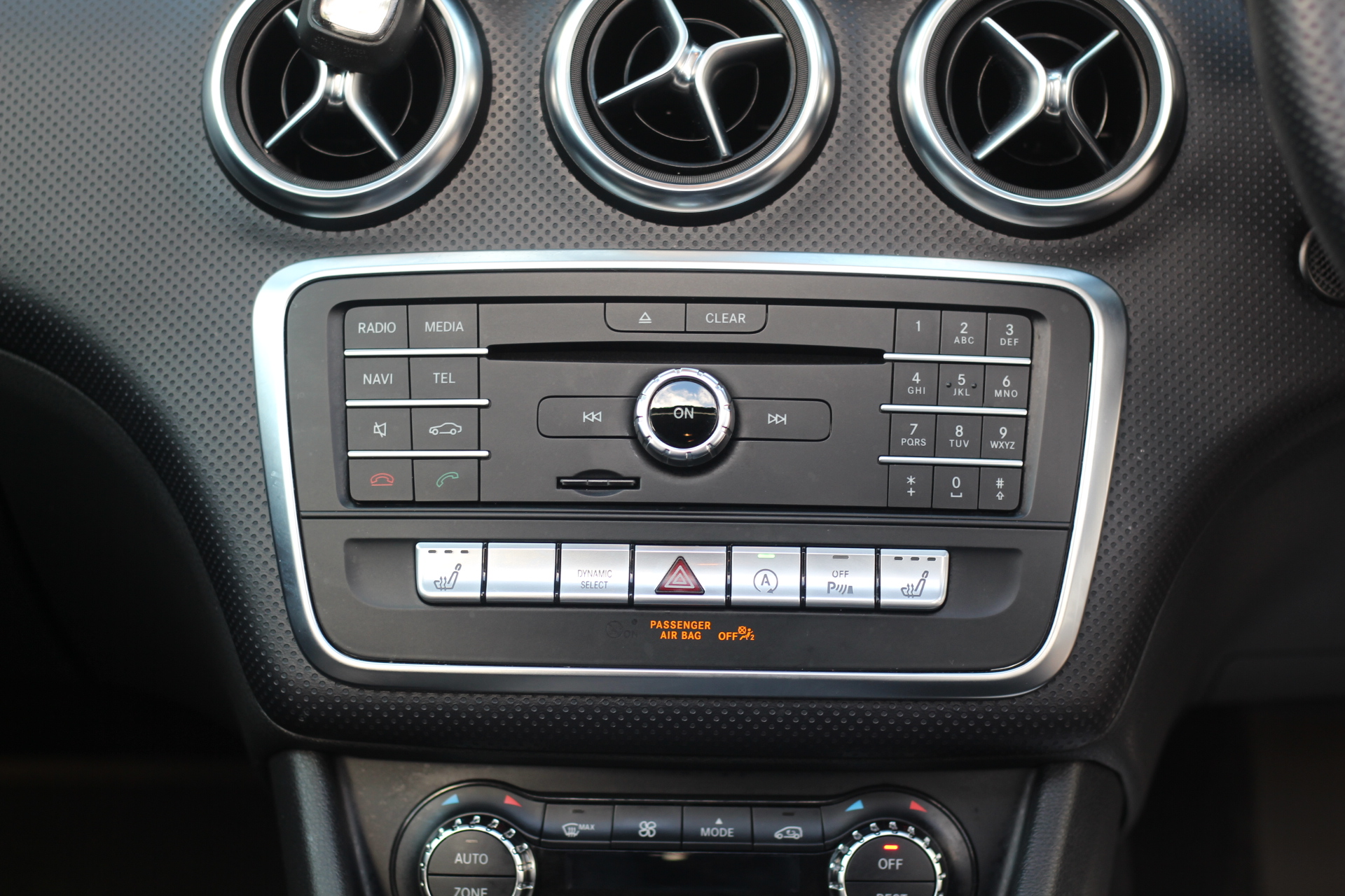 2017 (17) Mercedes-Benz A Class 1.5 A180d AMG Line (Premium Plus) 7G-DCT Euro 6 (s/s) 5dr