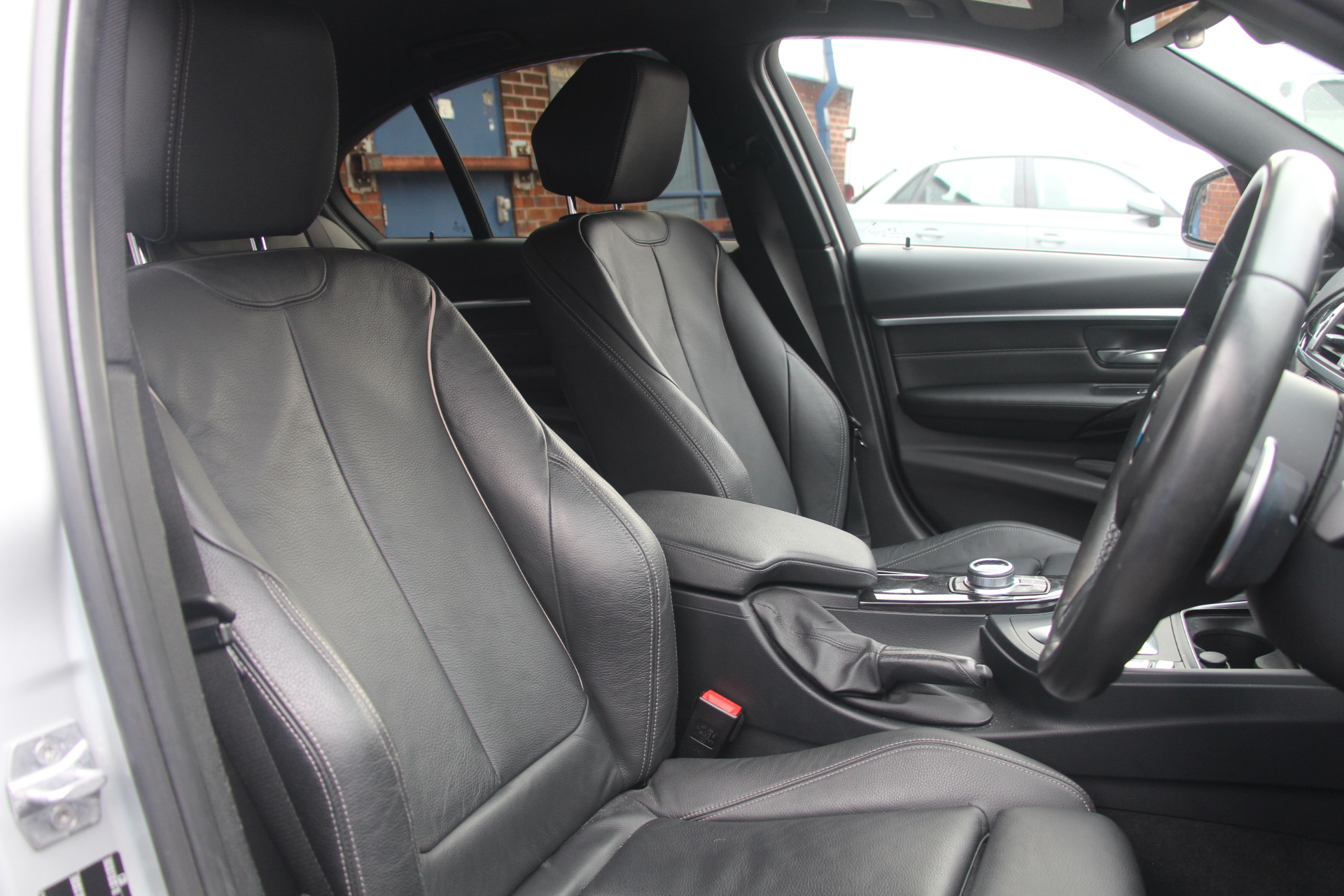 2018 (18) BMW 3 Series 2.0 330i M Sport Shadow Edition Auto Euro 6 (s/s) 4dr