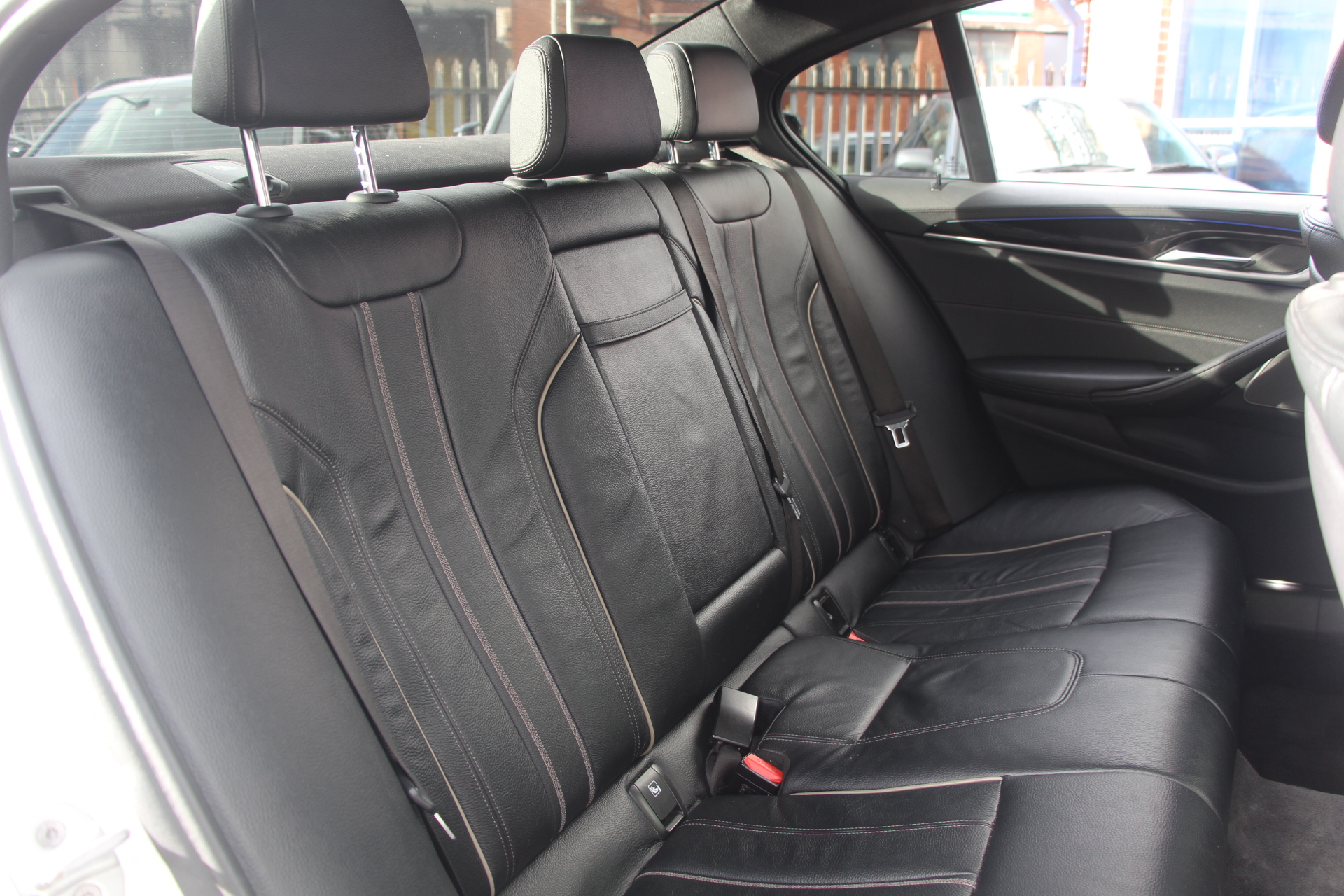 2017 (67) BMW 5 Series 3.0 530d M Sport Auto xDrive Euro 6 (s/s) 4dr