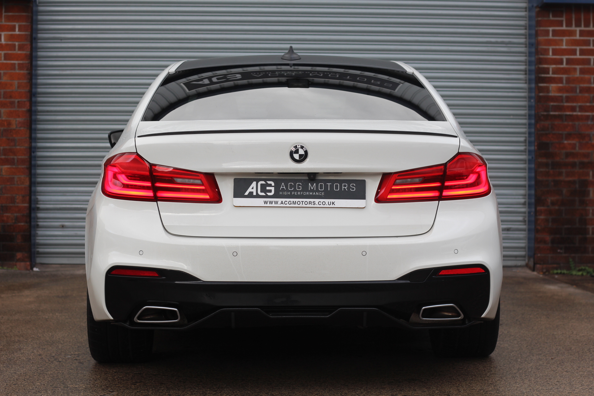 2017 (67) BMW 5 Series 3.0 530d M Sport Auto xDrive Euro 6 (s/s) 4dr