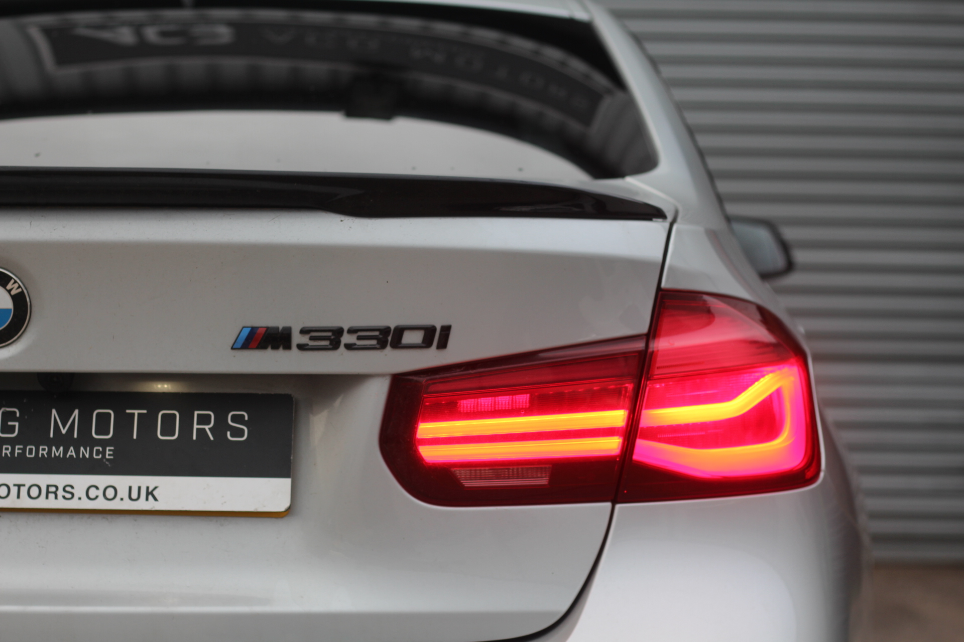 2018 (18) BMW 3 Series 2.0 330i M Sport Shadow Edition Auto Euro 6 (s/s) 4dr