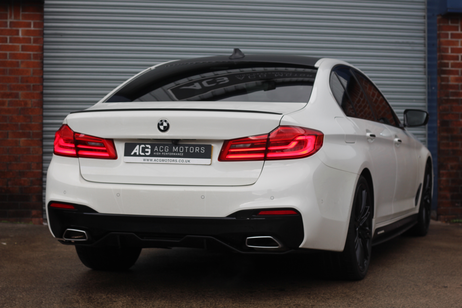 2017 (67) BMW 5 Series 3.0 530d M Sport Auto xDrive Euro 6 (s/s) 4dr