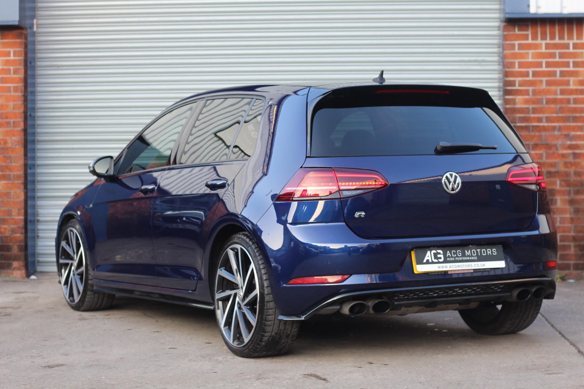 2017 (67) Volkswagen Golf 2.0 TSI R DSG 4Motion Euro 6 (s/s) 5dr