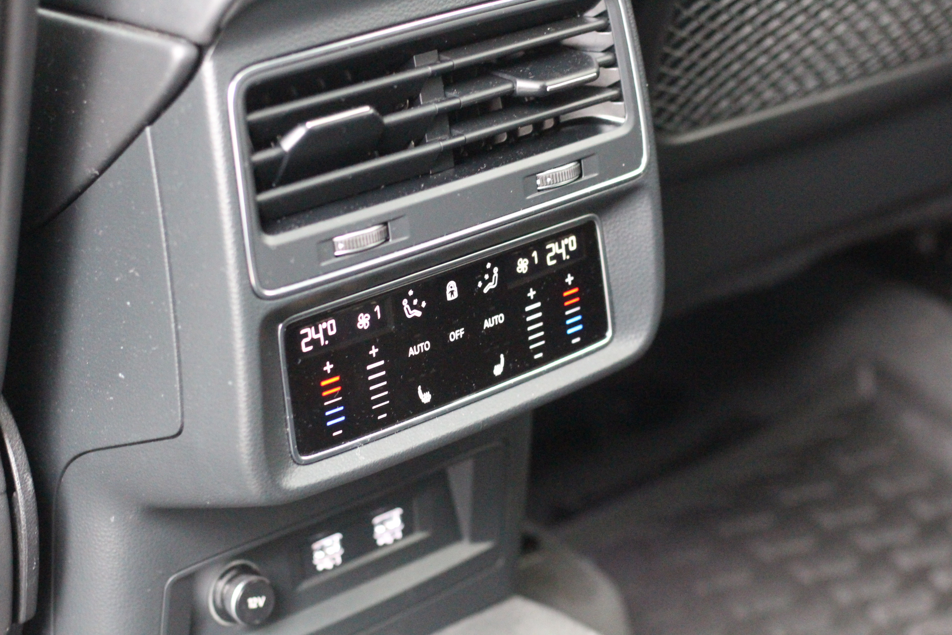 2019 (68) Audi Q8 3.0 TDI V6 50 Vorsprung Tiptronic quattro Euro 6 (s/s) 5dr