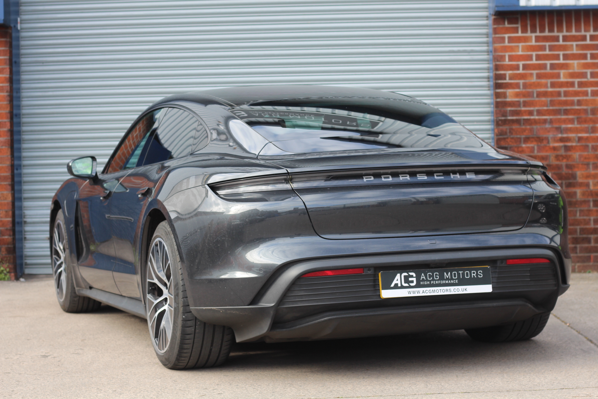 2021 (21) Porsche Taycan Performance Plus 93.4kWh Auto RWD 4dr