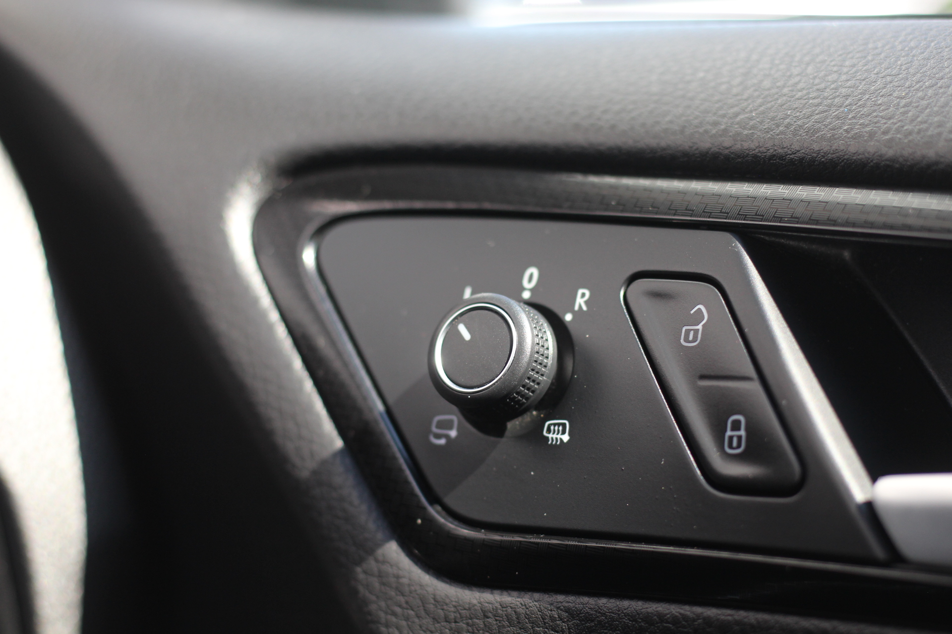 2016 (66) Volkswagen Golf 2.0 TSI BlueMotion Tech R DSG 4Motion Euro 6 (s/s) 5dr