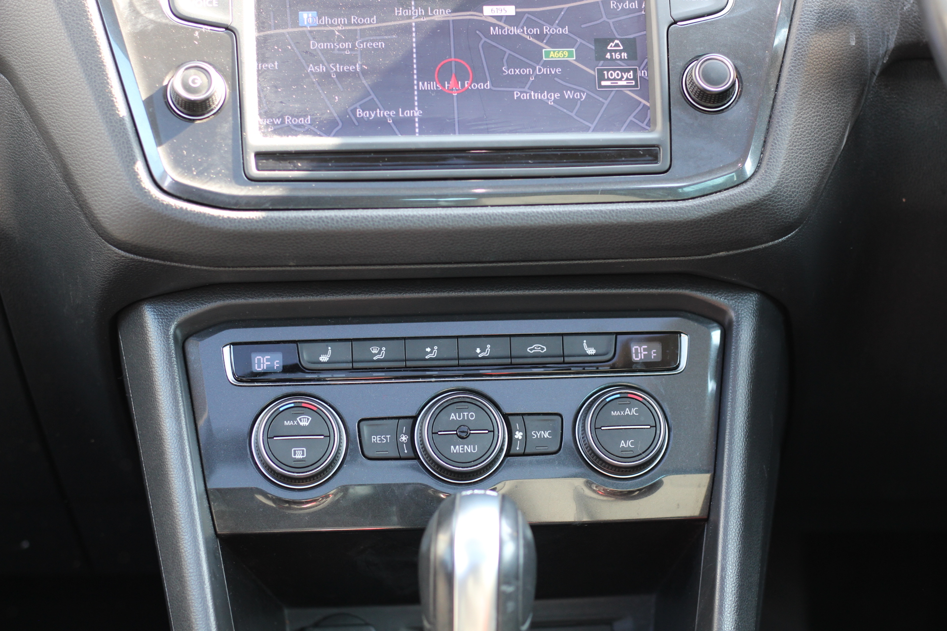 2017 (17) Volkswagen Tiguan 2.0 BiTDI BlueMotion Tech SEL DSG 4Motion Euro 6 (s/s) 5dr