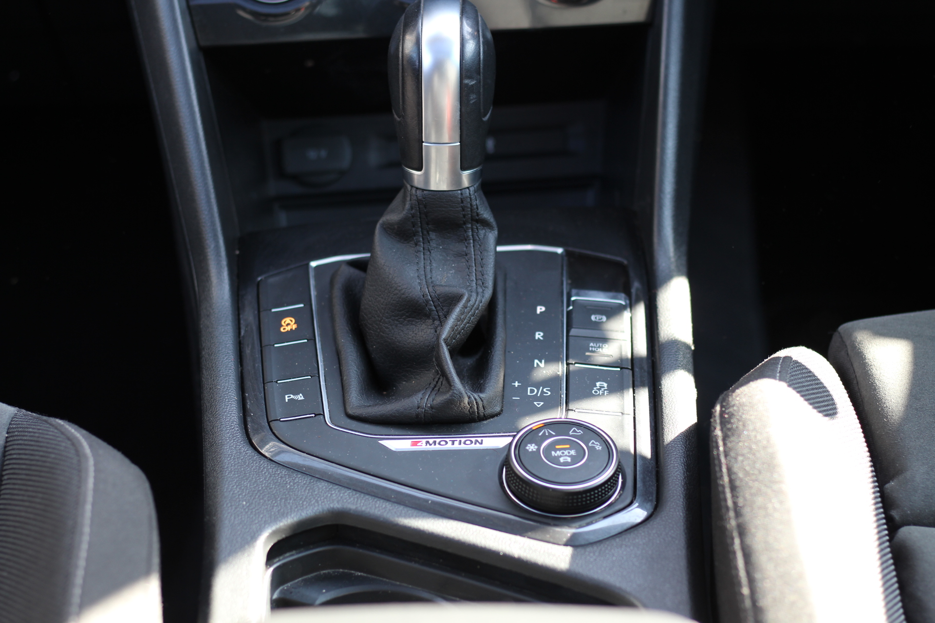 2017 (17) Volkswagen Tiguan 2.0 BiTDI BlueMotion Tech SEL DSG 4Motion Euro 6 (s/s) 5dr