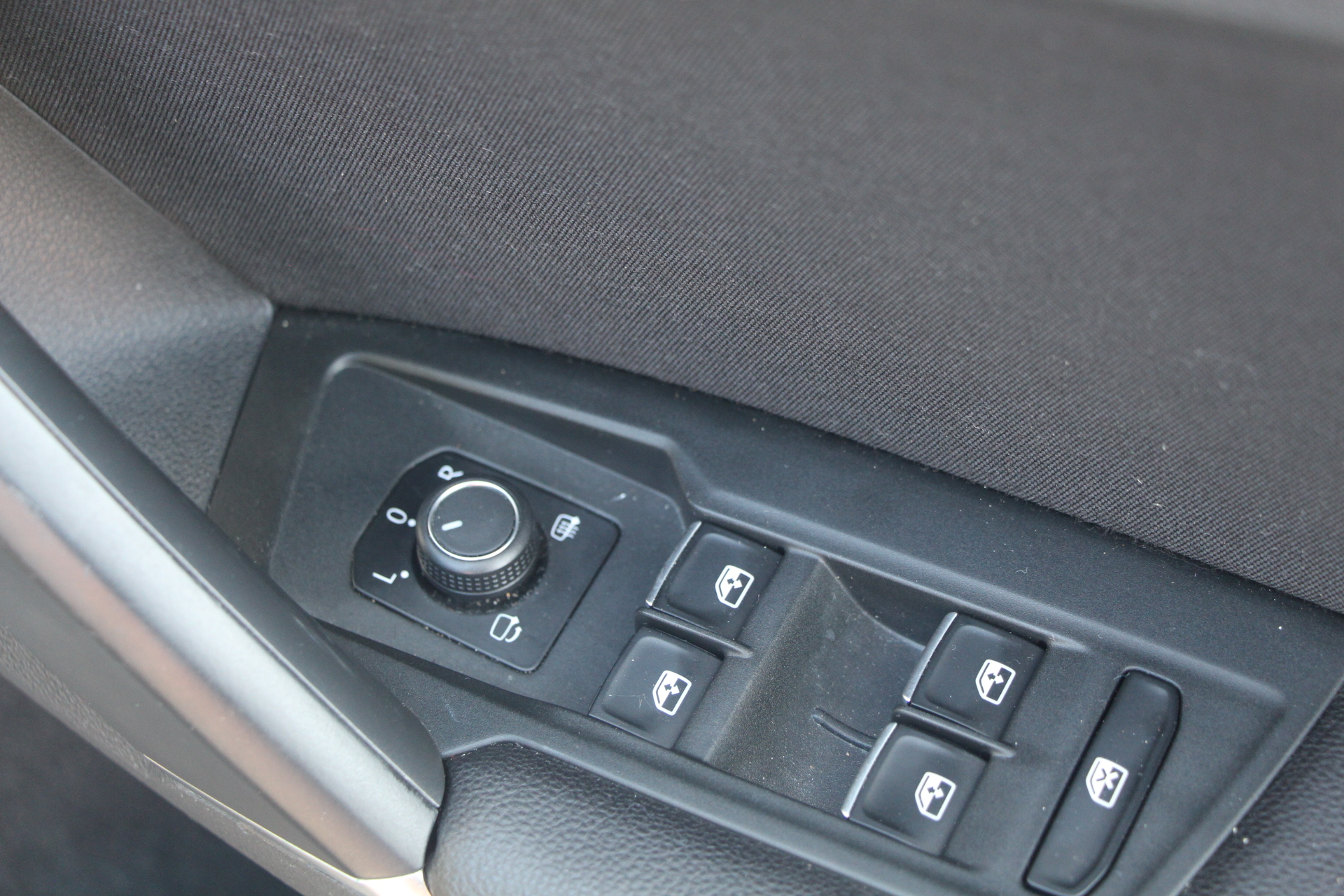 2017 (17) Volkswagen Tiguan 2.0 BiTDI BlueMotion Tech SEL DSG 4Motion Euro 6 (s/s) 5dr