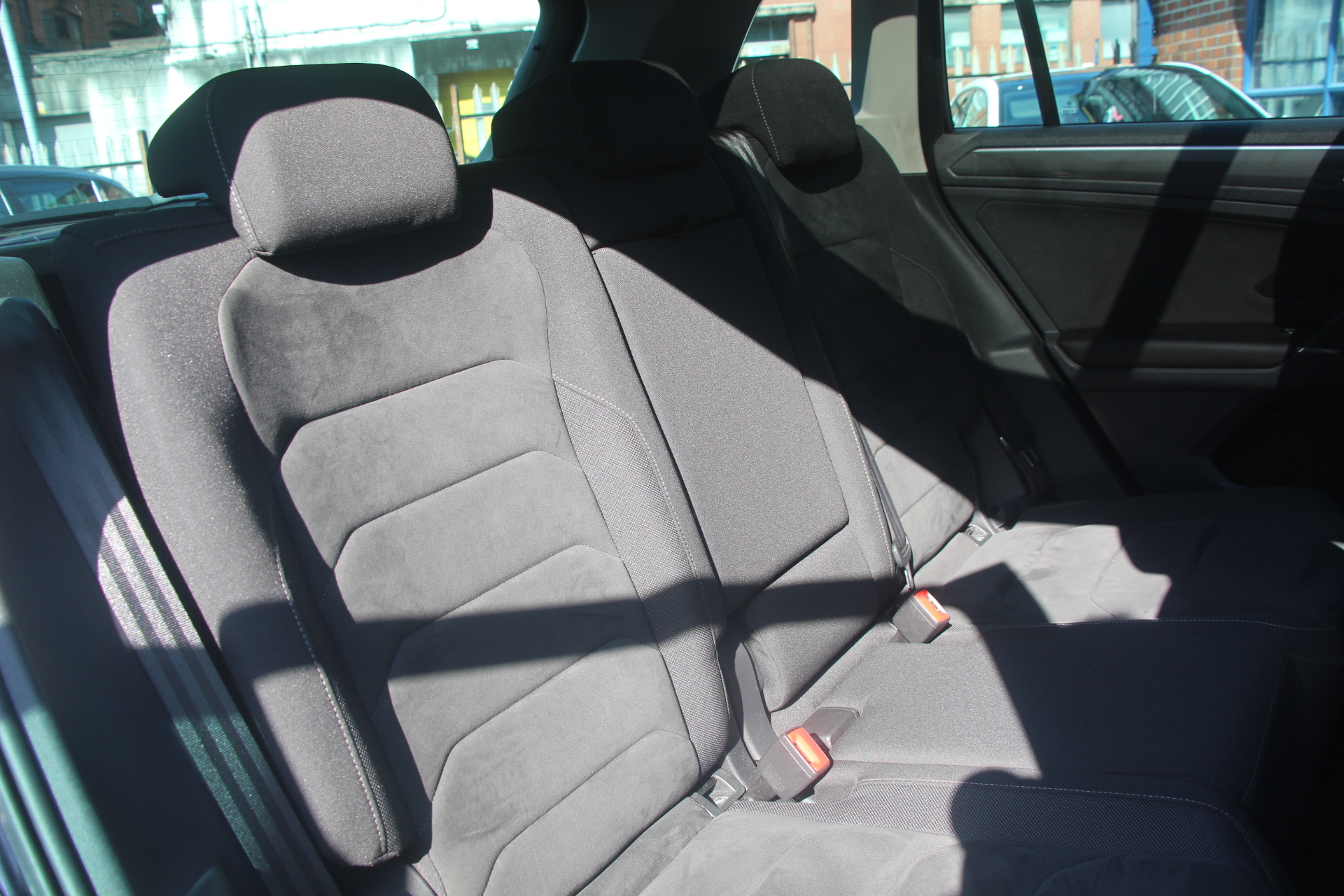 2017 (17) Volkswagen Tiguan 2.0 BiTDI BlueMotion Tech SEL DSG 4Motion Euro 6 (s/s) 5dr