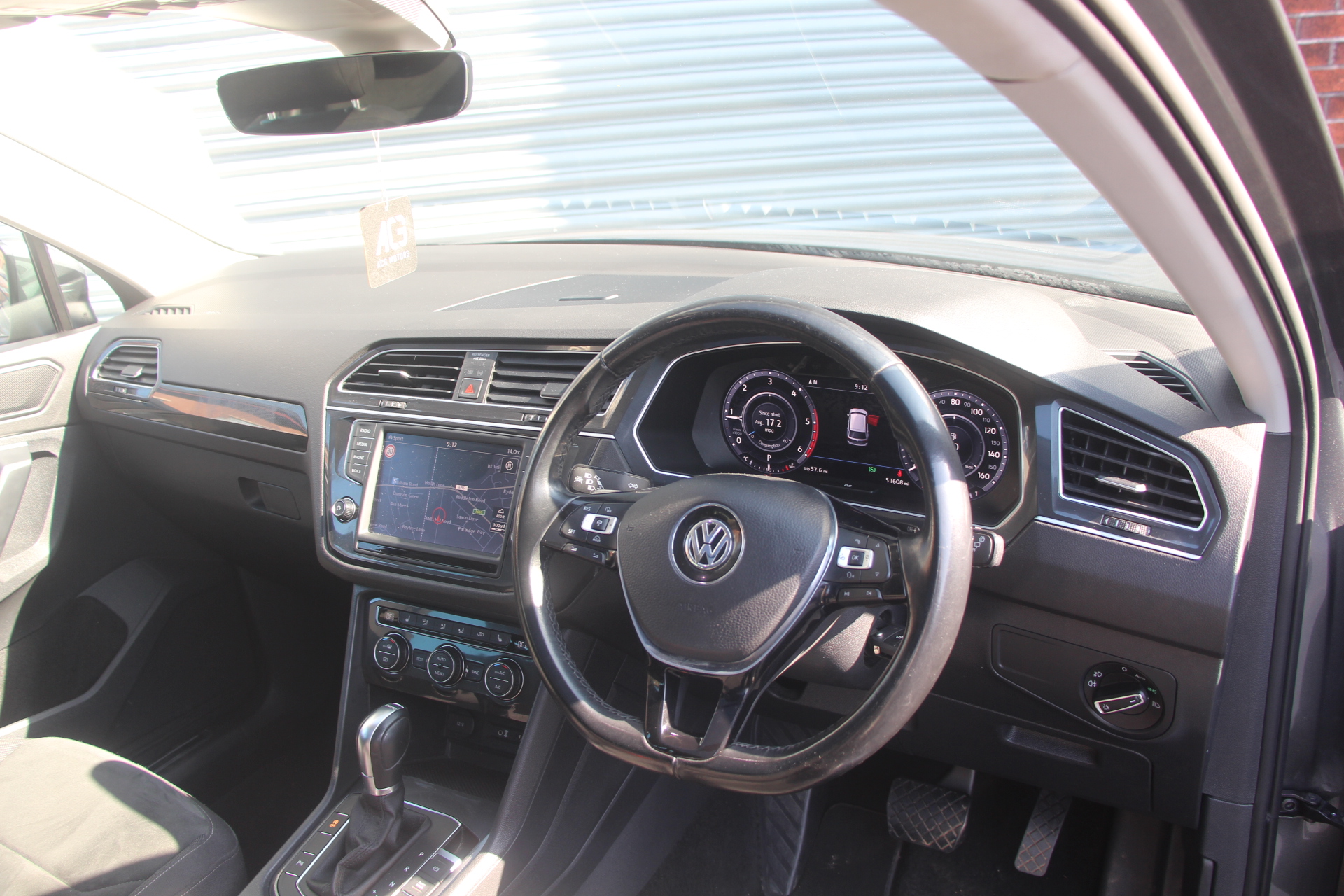 2017 (17) Volkswagen Tiguan 2.0 BiTDI BlueMotion Tech SEL DSG 4Motion Euro 6 (s/s) 5dr