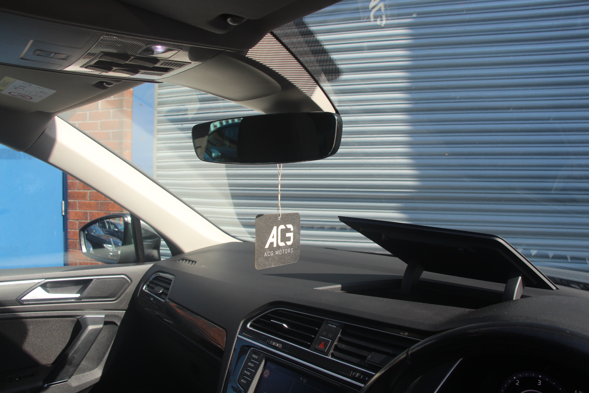 2017 (17) Volkswagen Tiguan 2.0 BiTDI BlueMotion Tech SEL DSG 4Motion Euro 6 (s/s) 5dr