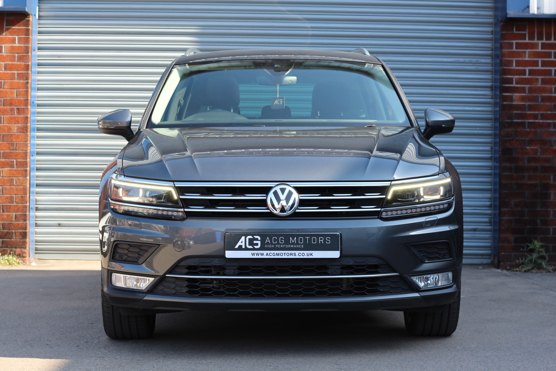 2017 (17) Volkswagen Tiguan 2.0 BiTDI BlueMotion Tech SEL DSG 4Motion Euro 6 (s/s) 5dr