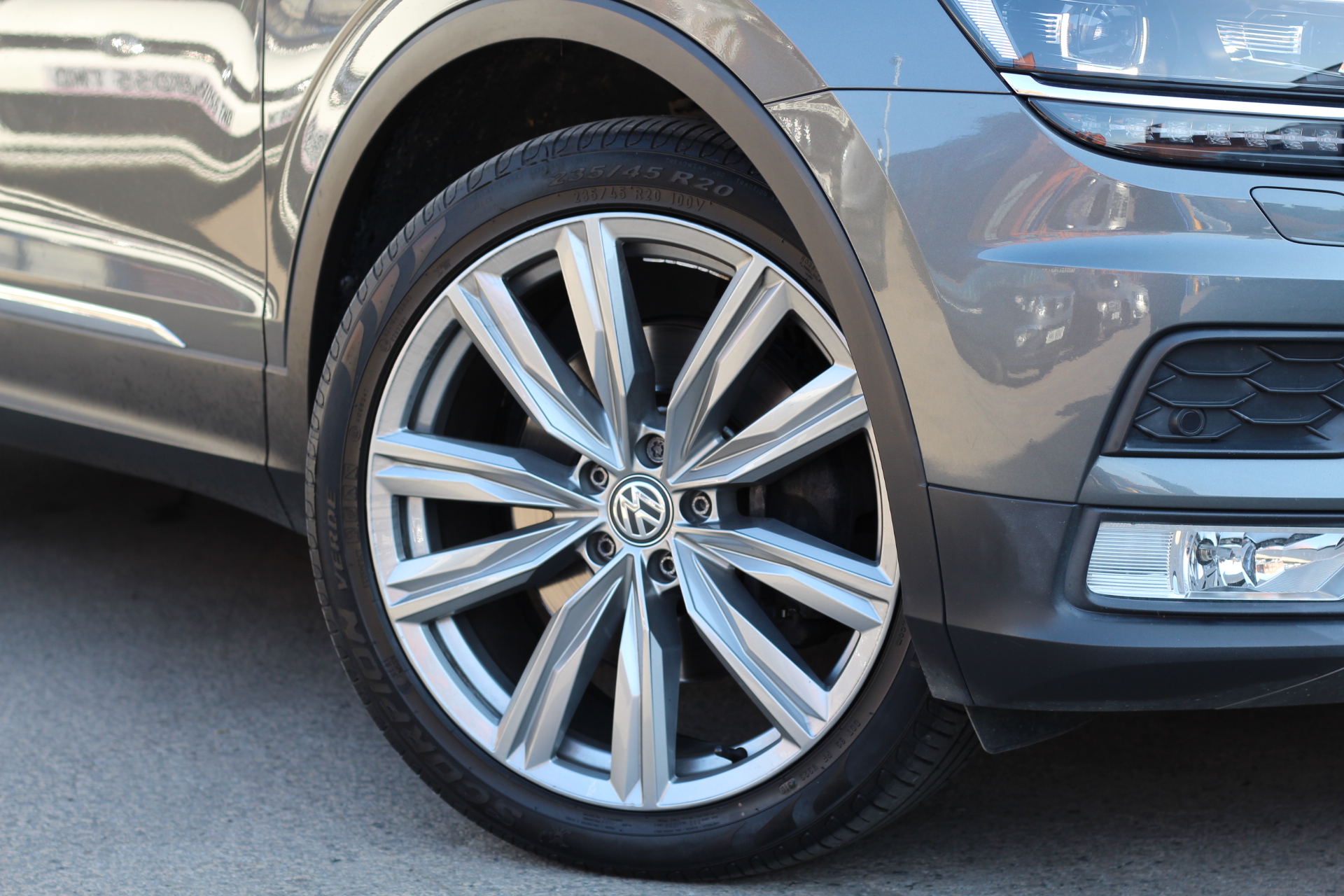 2017 (17) Volkswagen Tiguan 2.0 BiTDI BlueMotion Tech SEL DSG 4Motion Euro 6 (s/s) 5dr