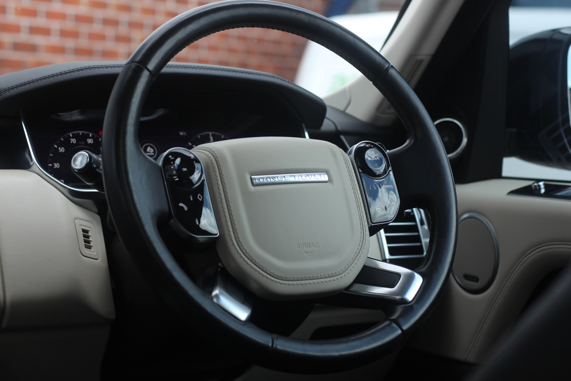 2018 (18) Land Rover Range Rover 3.0 TD V6 Vogue SVO Auto 4WD Euro 6 (s/s) 5dr