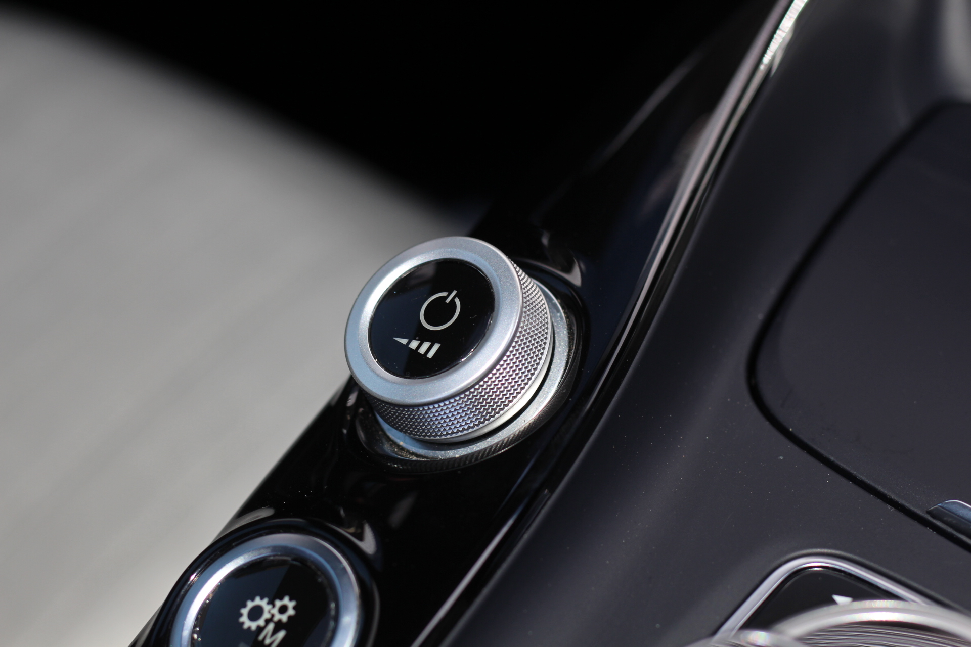 2016 (66) Mercedes-Benz AMG GT 4.0 V8 BiTurbo S (Premium) SpdS DCT Euro 6 (s/s) 2dr