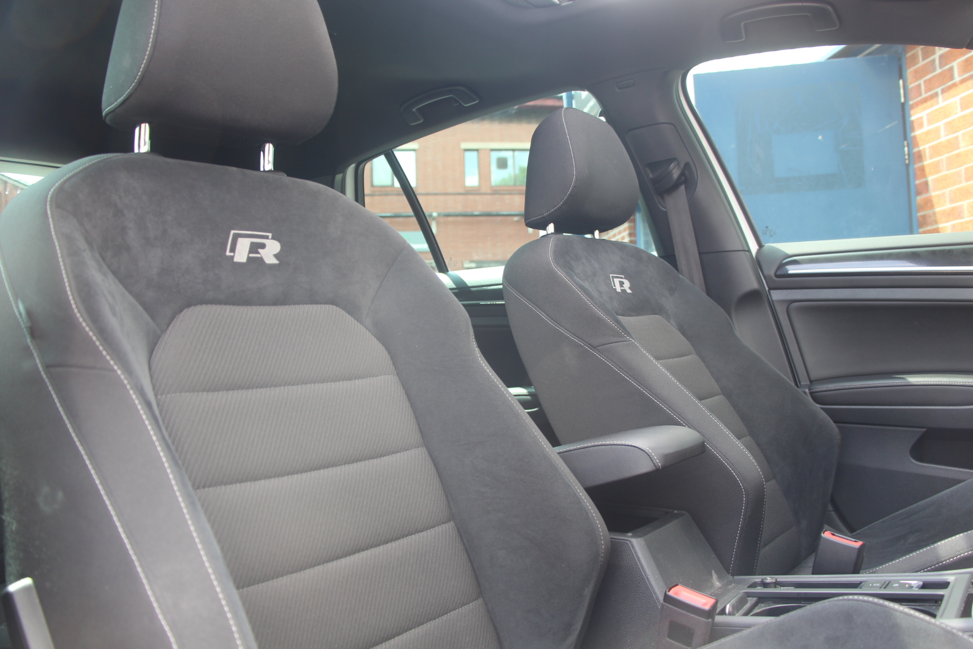 2019 (19) Volkswagen Golf 2.0 TSI R DSG 4Motion Euro 6 (s/s) 5dr