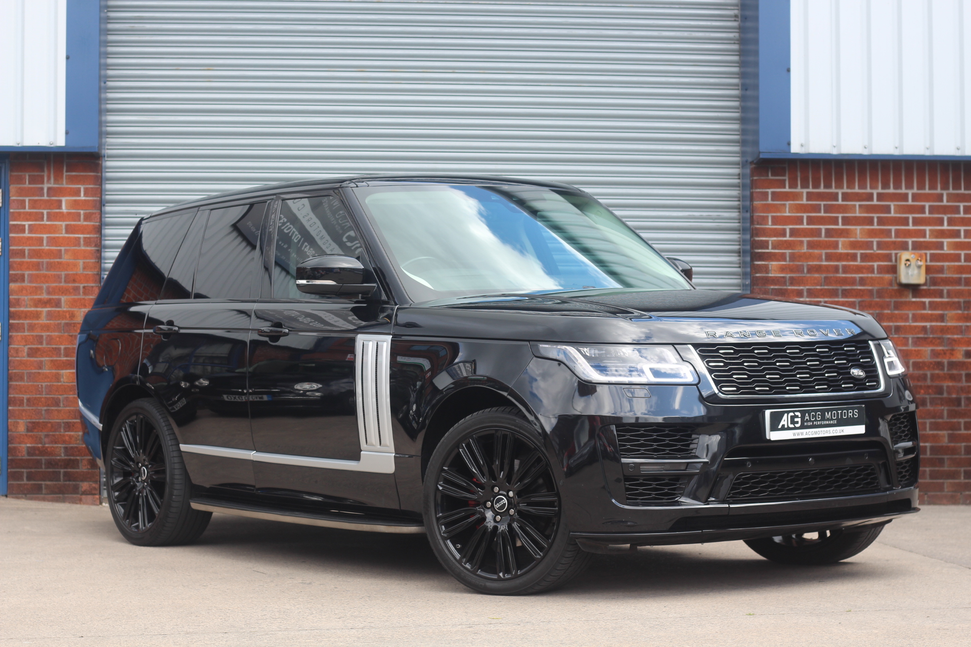 2018 (18) Land Rover Range Rover 3.0 TD V6 Vogue SVO Auto 4WD Euro 6 (s/s) 5dr