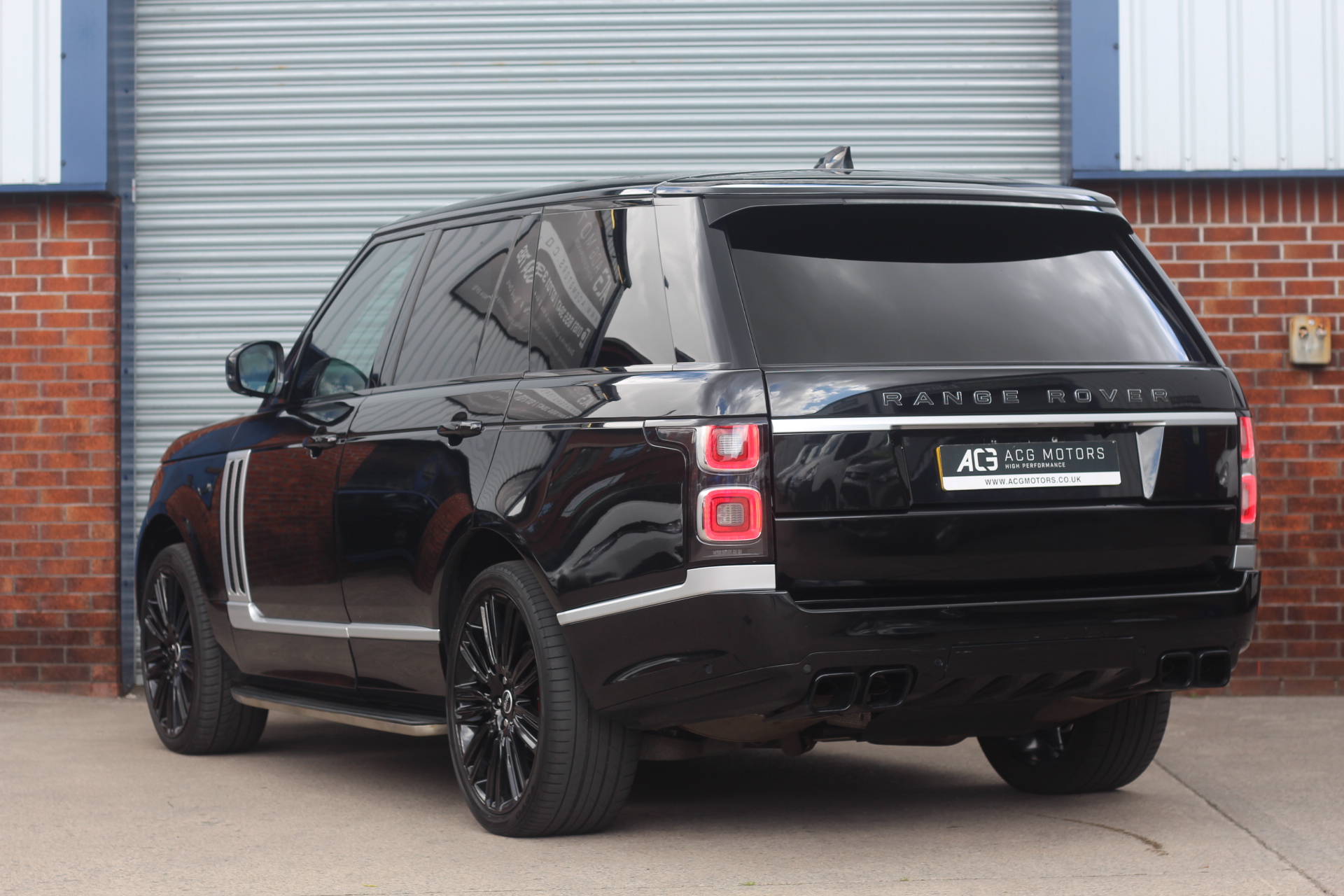 2018 (18) Land Rover Range Rover 3.0 TD V6 Vogue SVO Auto 4WD Euro 6 (s/s) 5dr