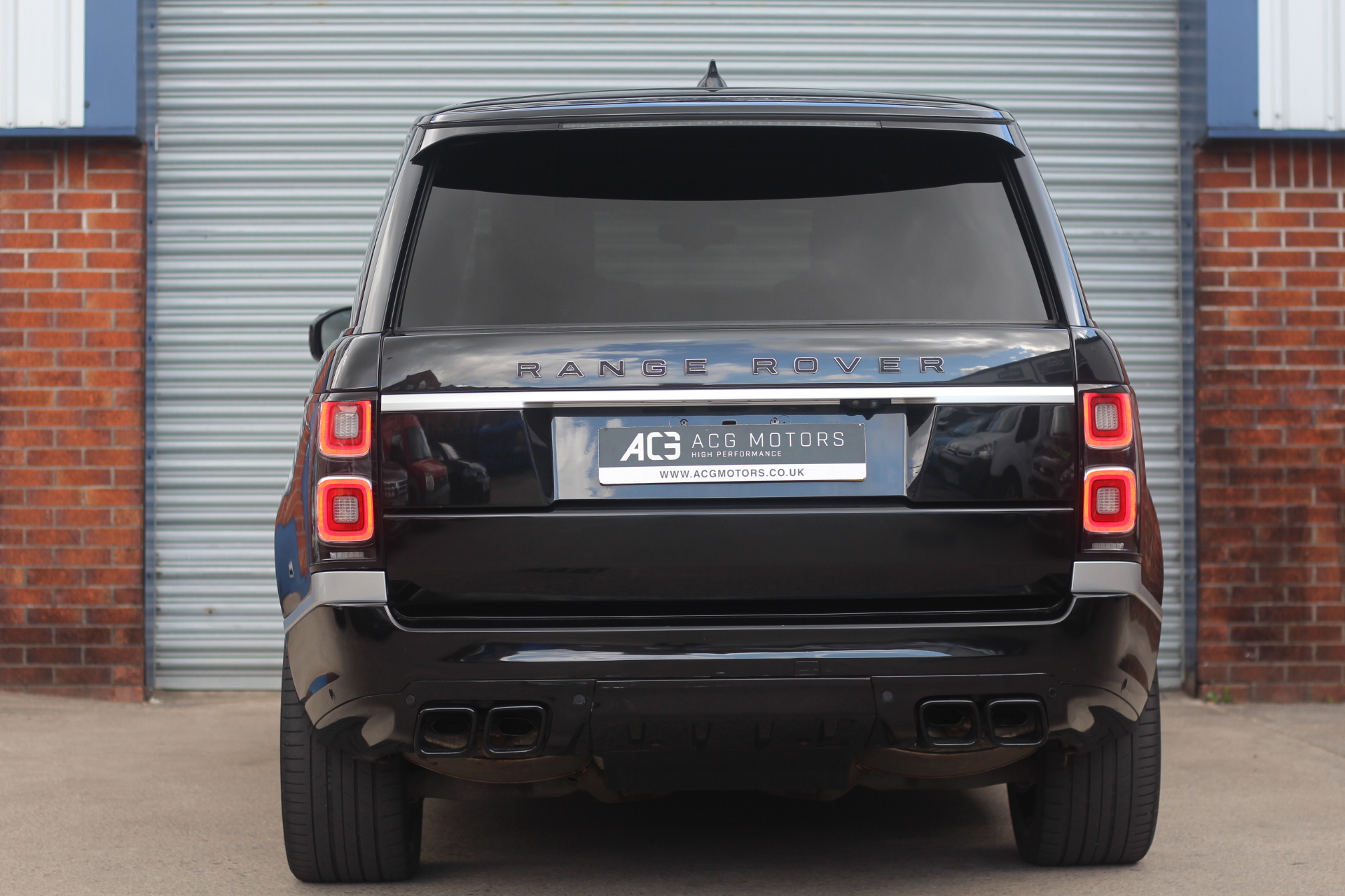 2018 (18) Land Rover Range Rover 3.0 TD V6 Vogue SVO Auto 4WD Euro 6 (s/s) 5dr
