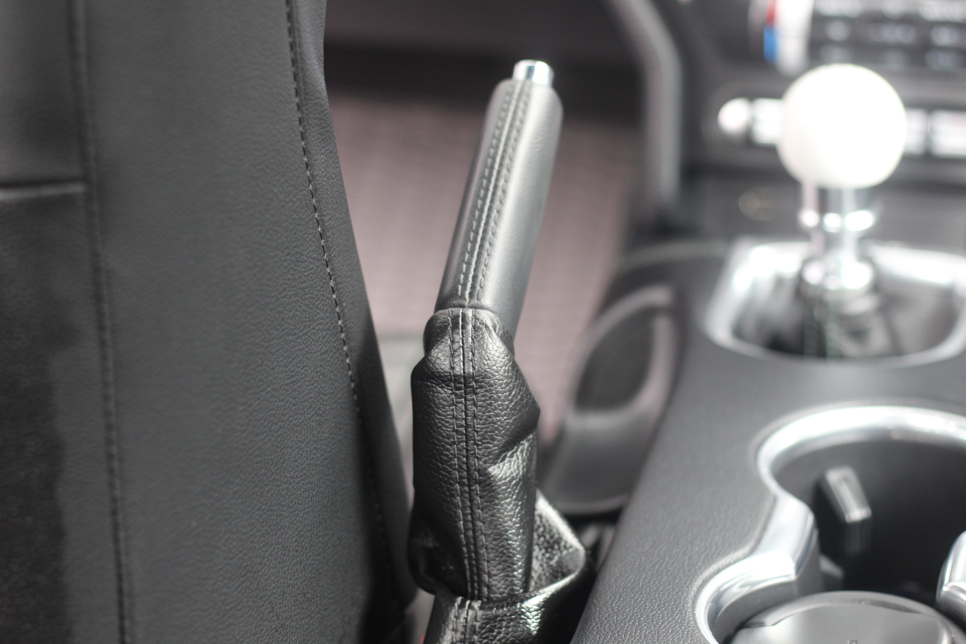 2020 (70) Ford Mustang 5.0 V8 Bullitt Fastback Euro 6 2dr