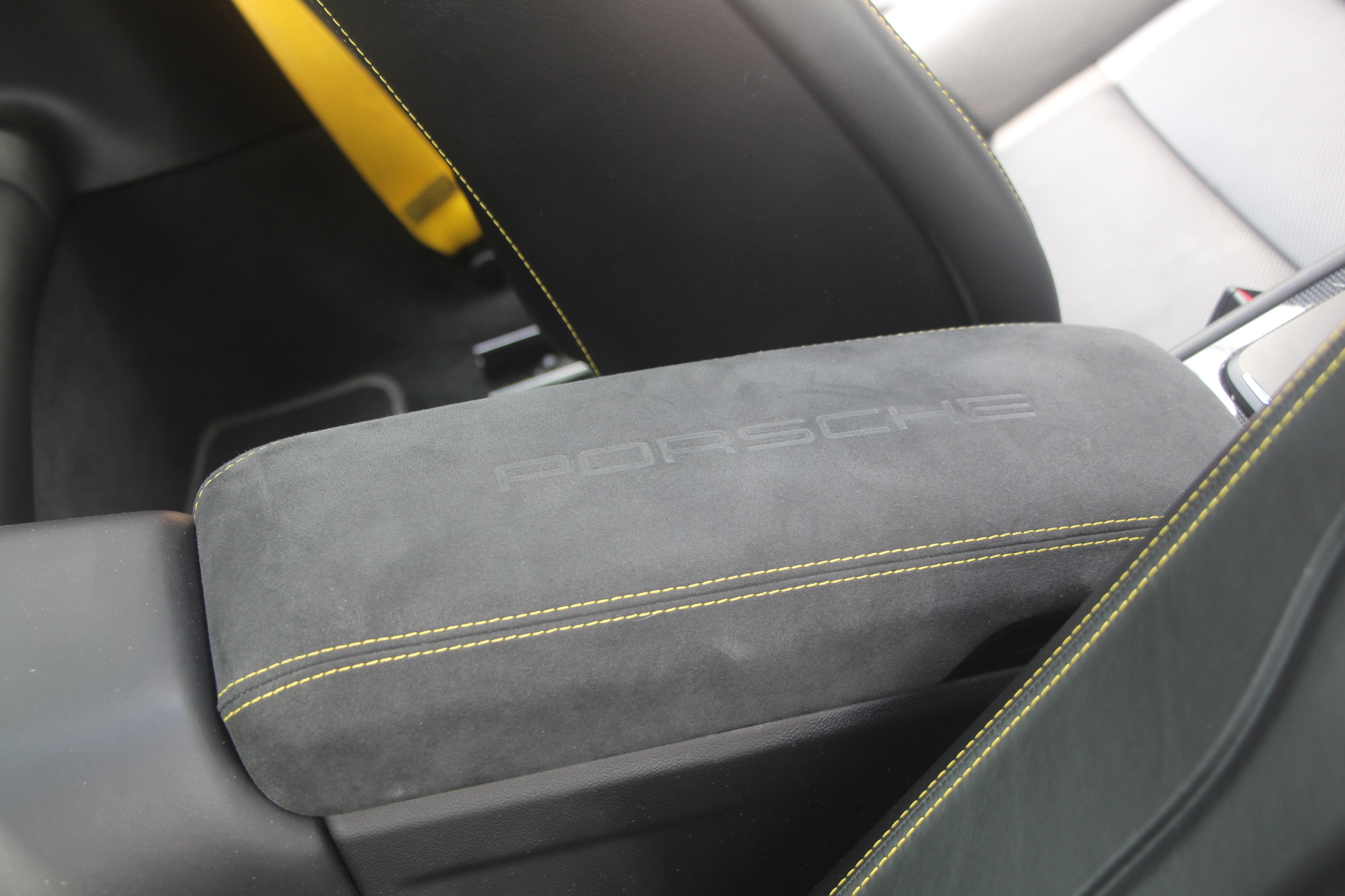 2017 (17) Porsche 911 3.8T 991 Turbo S PDK 4WD Euro 6 (s/s) 2dr