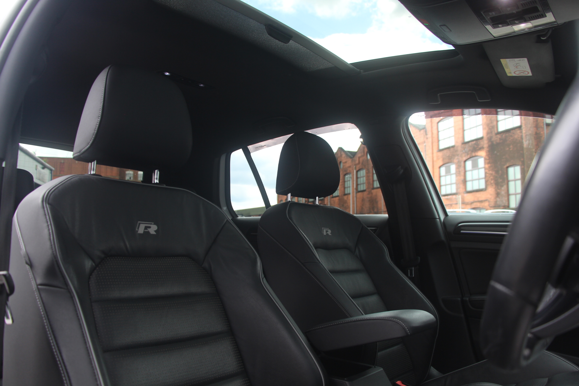 2019 (69) Volkswagen Golf 2.0 TSI R DSG 4Motion Euro 6 (s/s) 5dr