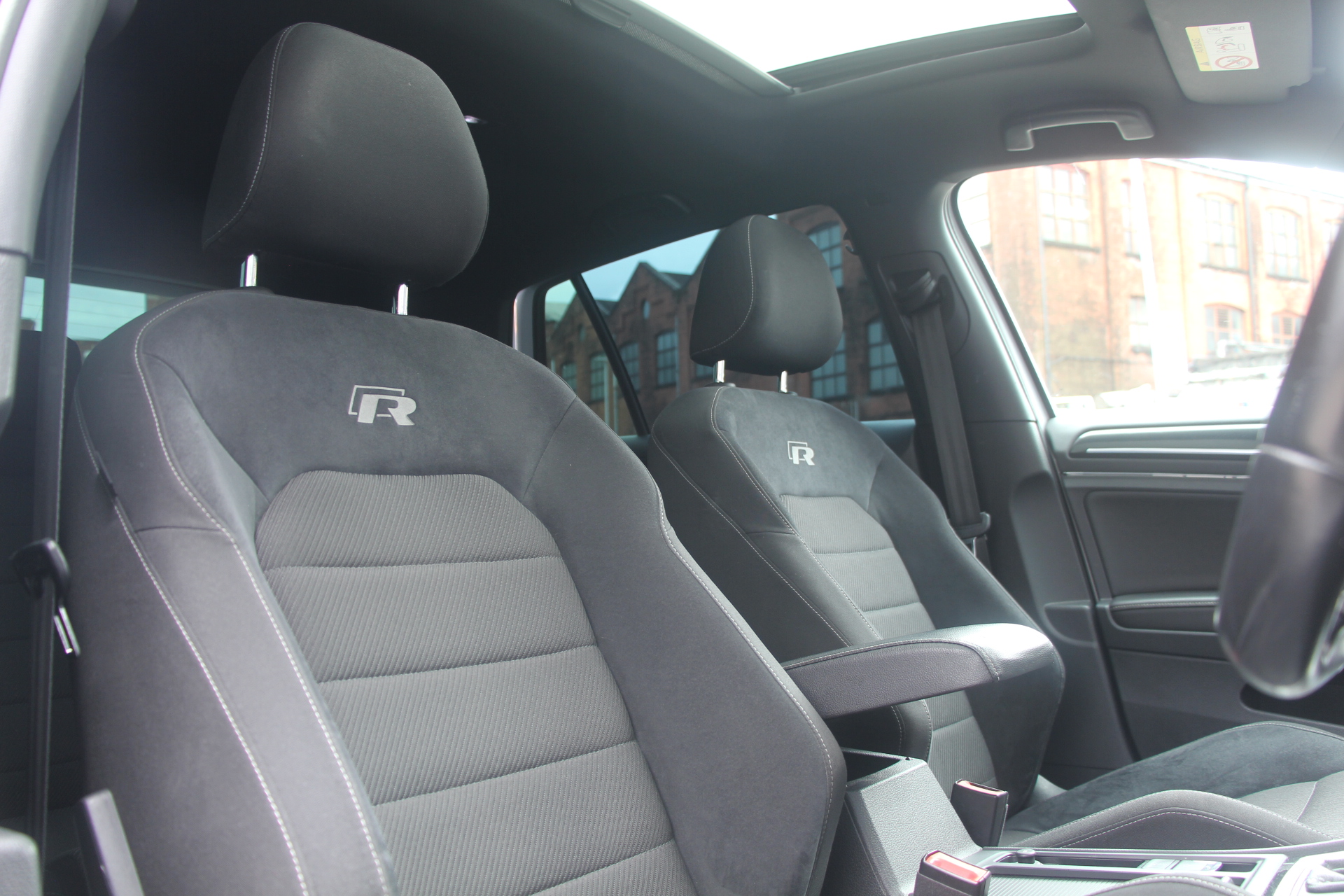 2019 (19) Volkswagen Golf 2.0 TSI R DSG 4Motion Euro 6 (s/s) 5dr