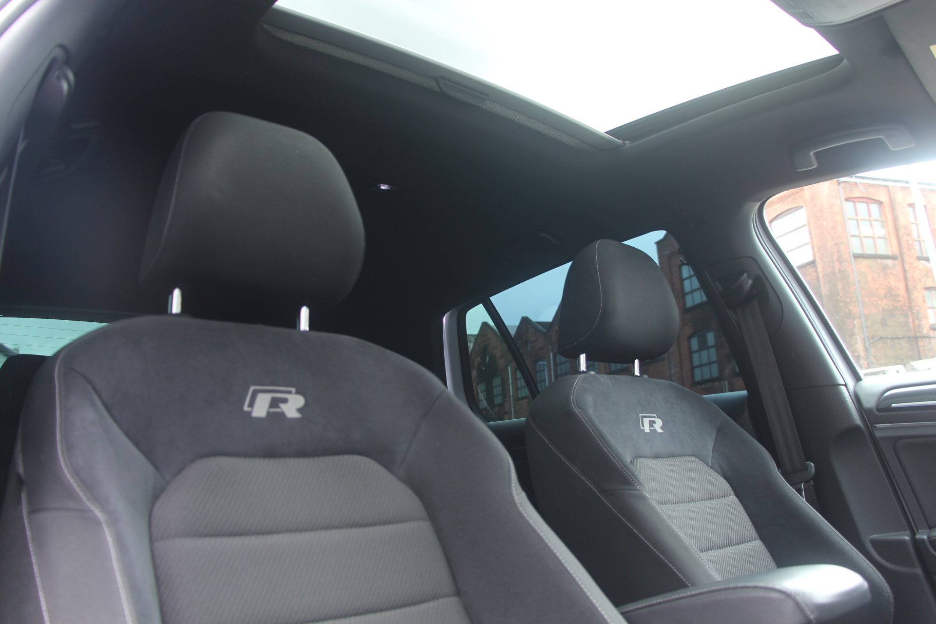 2019 (19) Volkswagen Golf 2.0 TSI R DSG 4Motion Euro 6 (s/s) 5dr