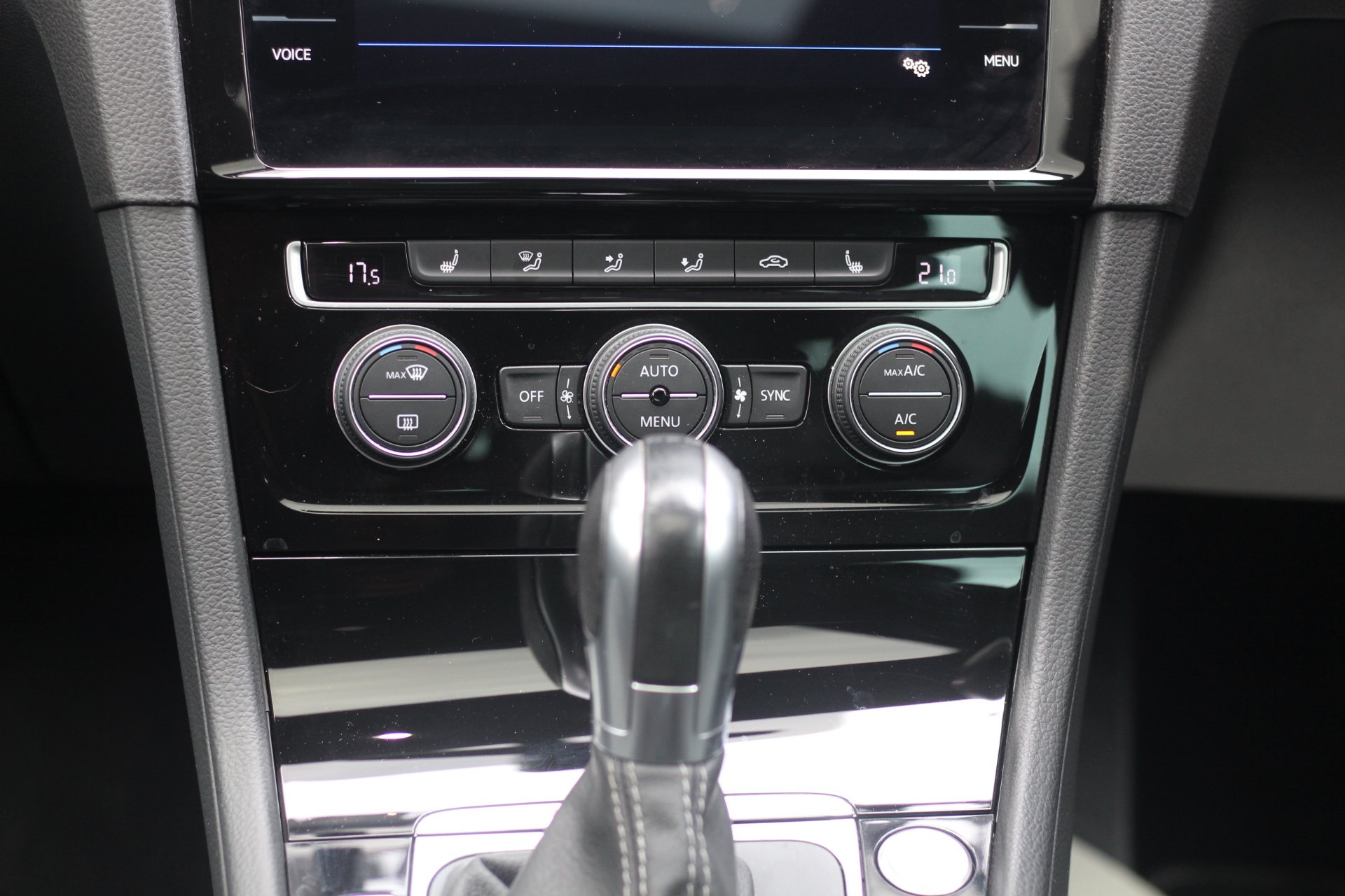 2018 (18) Volkswagen Golf 2.0 TSI R DSG 4Motion Euro 6 (s/s) 5dr