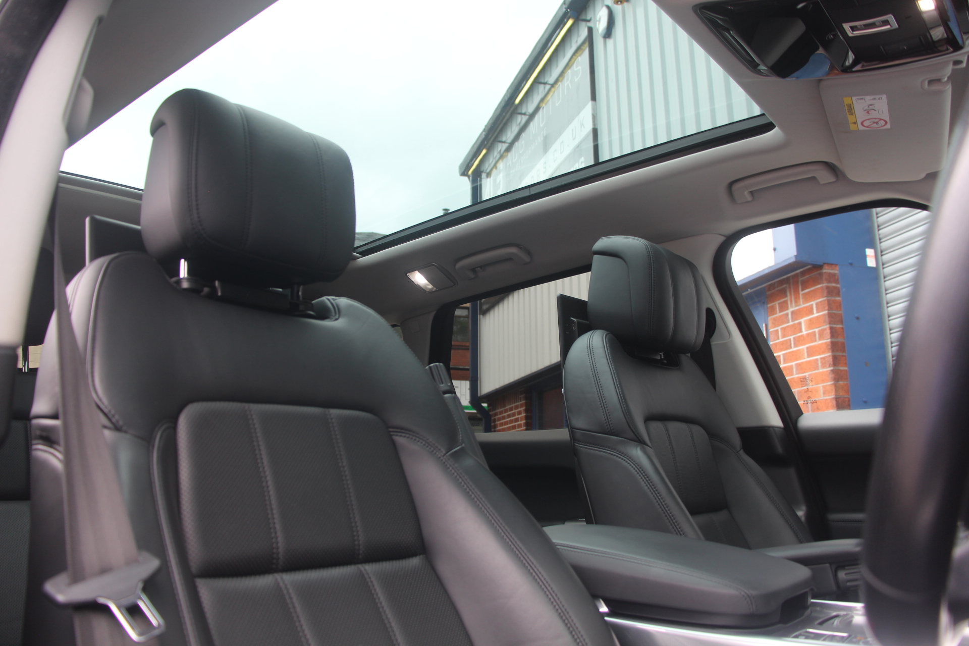 2018 (18) Land Rover Range Rover Sport 3.0 SD V6 HSE Auto 4WD Euro 6 (s/s) 5dr