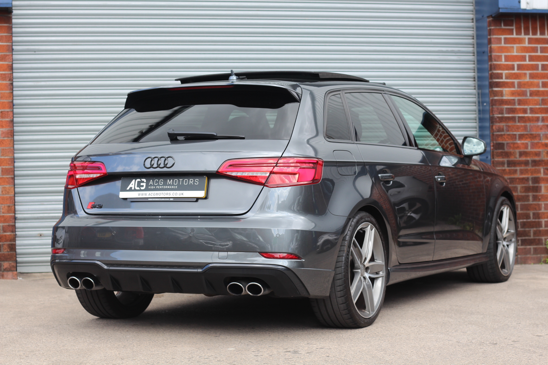 2017 (17) Audi S3 2.0 TFSI Black Edition Sportback S Tronic quattro Euro 6 (s/s) 5dr