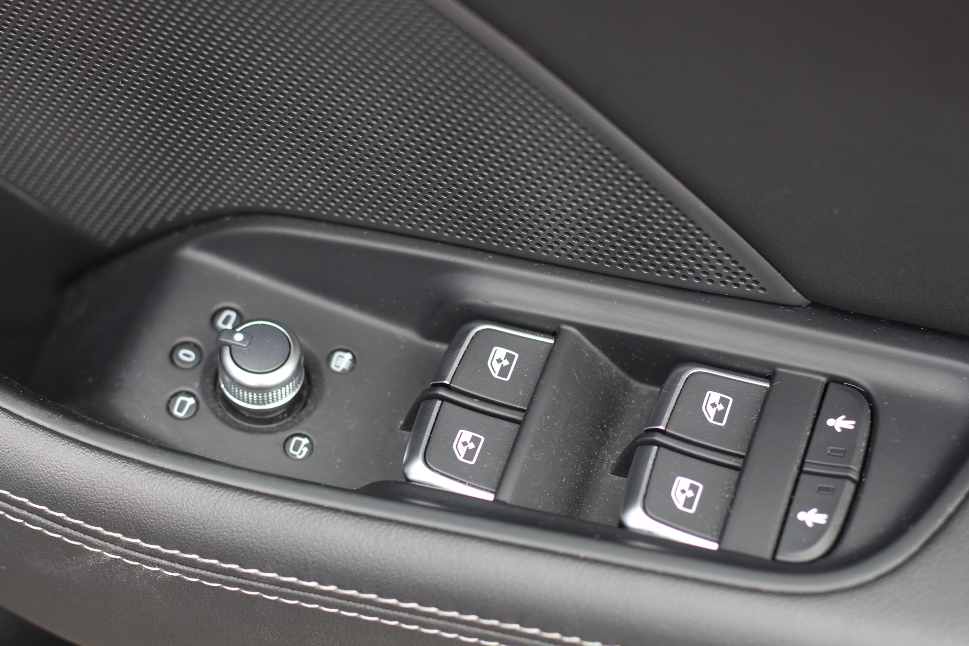 2017 (17) Audi S3 2.0 TFSI Black Edition Sportback S Tronic quattro Euro 6 (s/s) 5dr