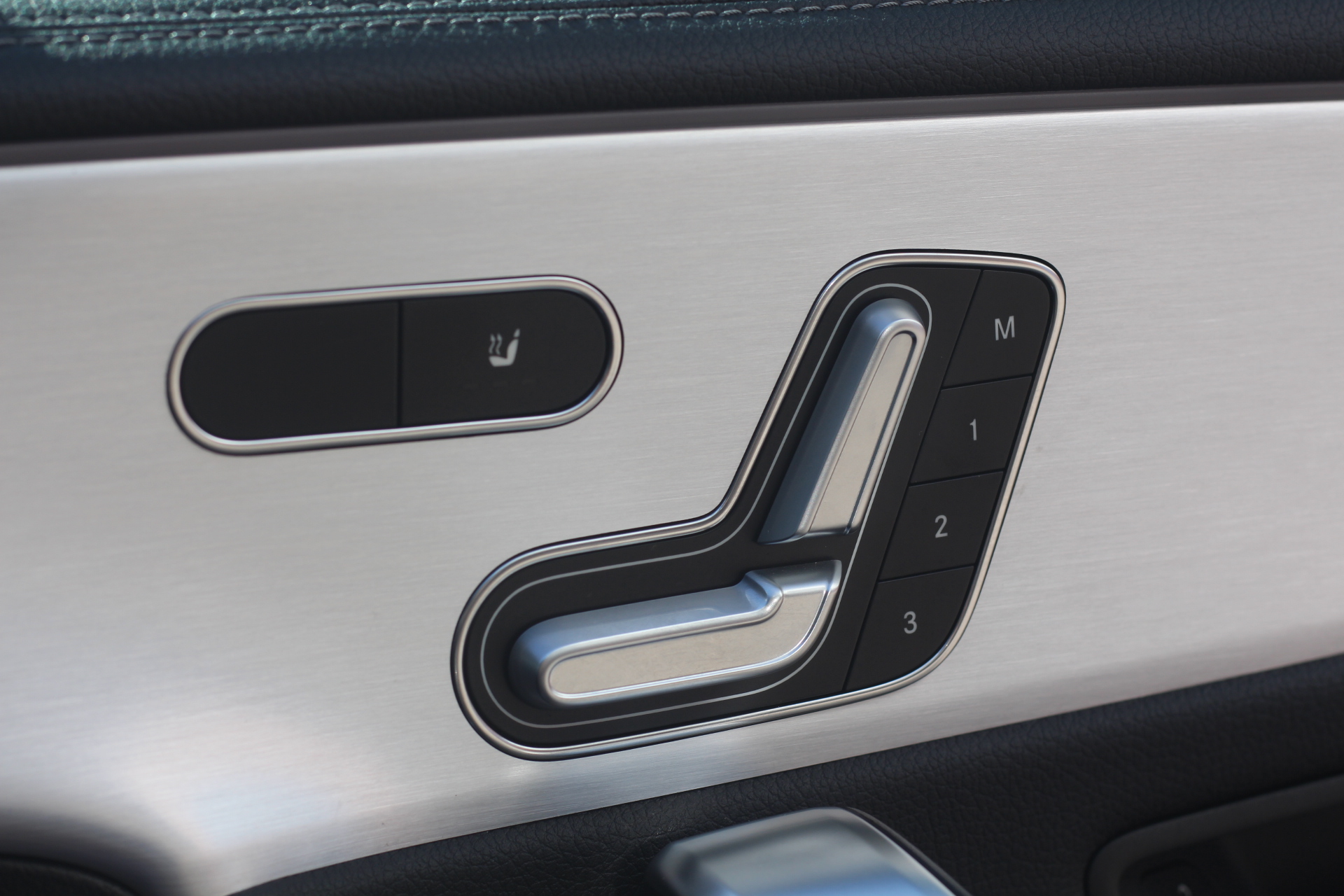 (2020) Mercedes-Benz A Class 2.0 A35 AMG (Premium Plus) SpdS DCT 4MATIC Euro 6 (s/s) 5dr