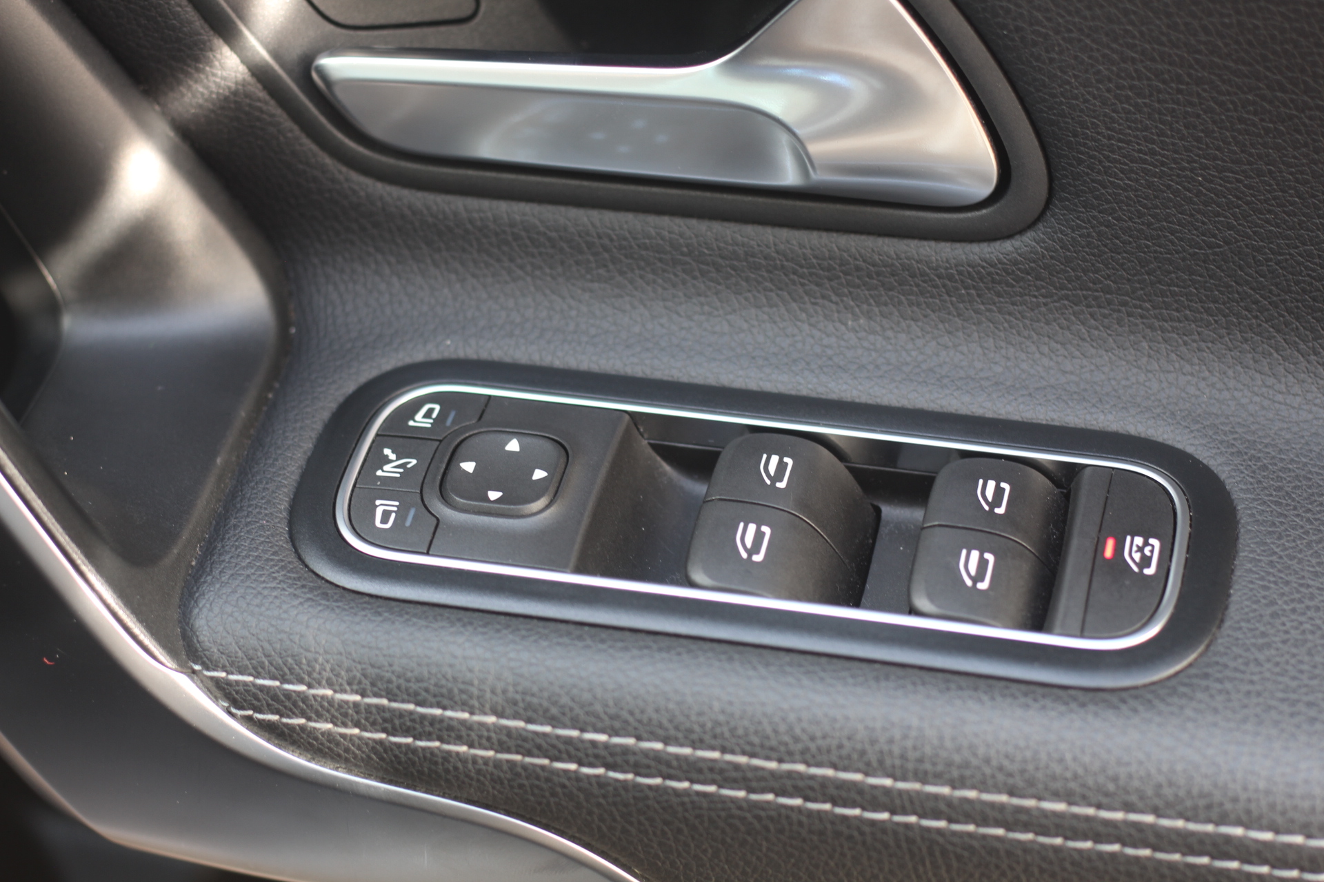 (2020) Mercedes-Benz A Class 2.0 A35 AMG (Premium Plus) SpdS DCT 4MATIC Euro 6 (s/s) 5dr