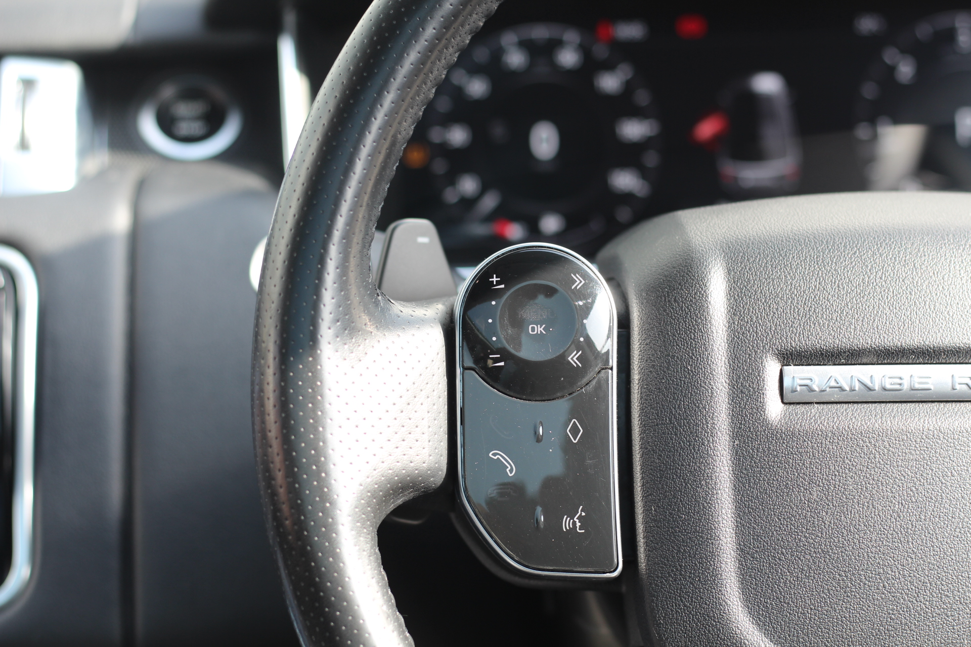 2018 (18) Land Rover Range Rover Sport 2.0 SD4 HSE Auto 4WD Euro 6 (s/s) 5dr