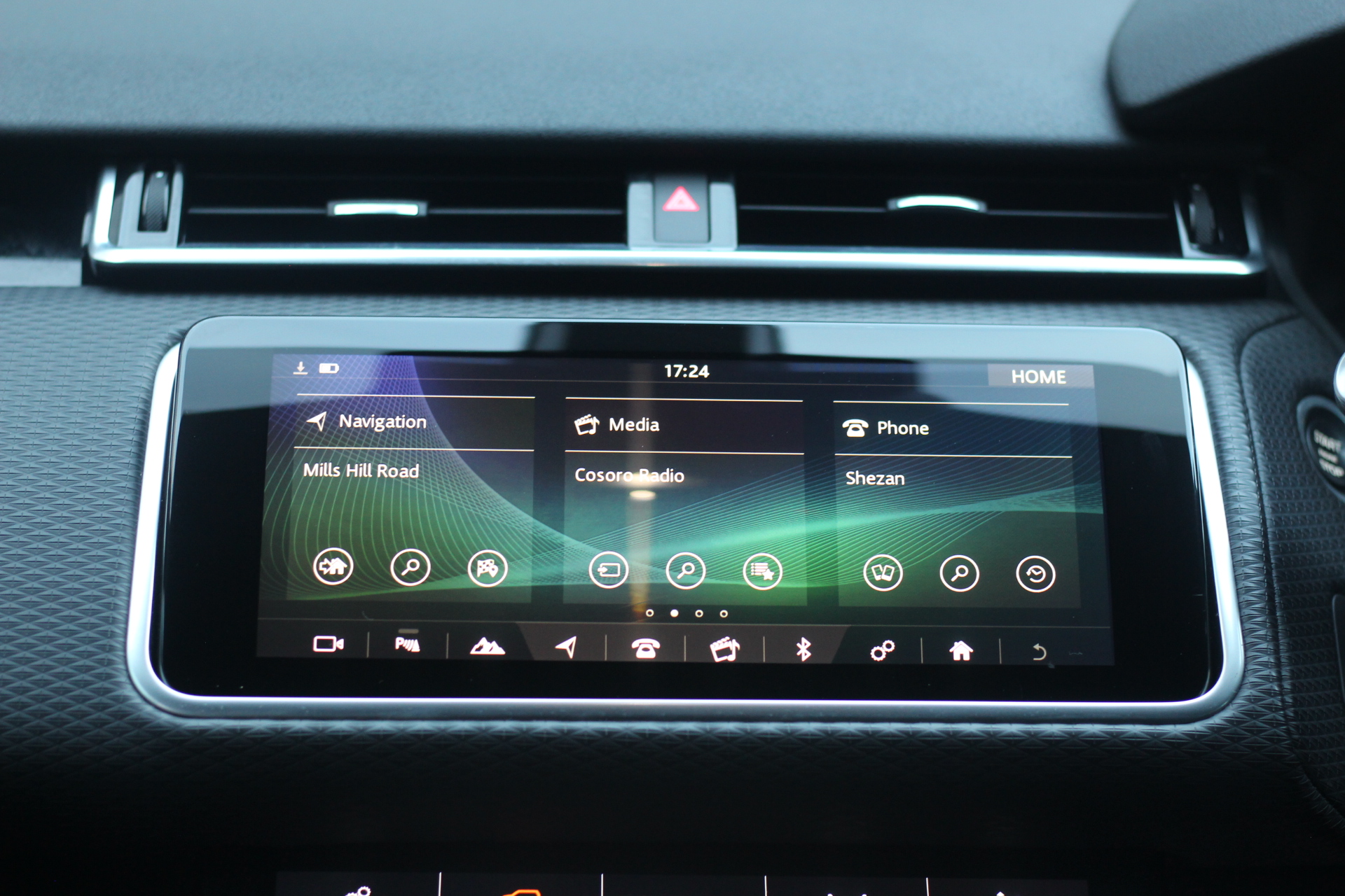2018 (18) Land Rover Range Rover Velar 2.0 D240 R-Dynamic SE Auto 4WD Euro 6 (s/s) 5dr