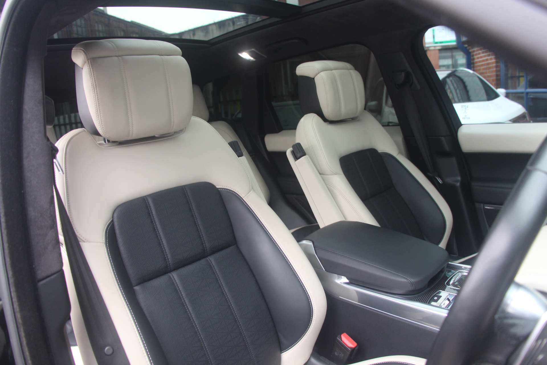 2019 (19) Land Rover Range Rover Sport 3.0 SD V6 Autobiography Dynamic Auto 4WD Euro 6 (s/s) 5dr