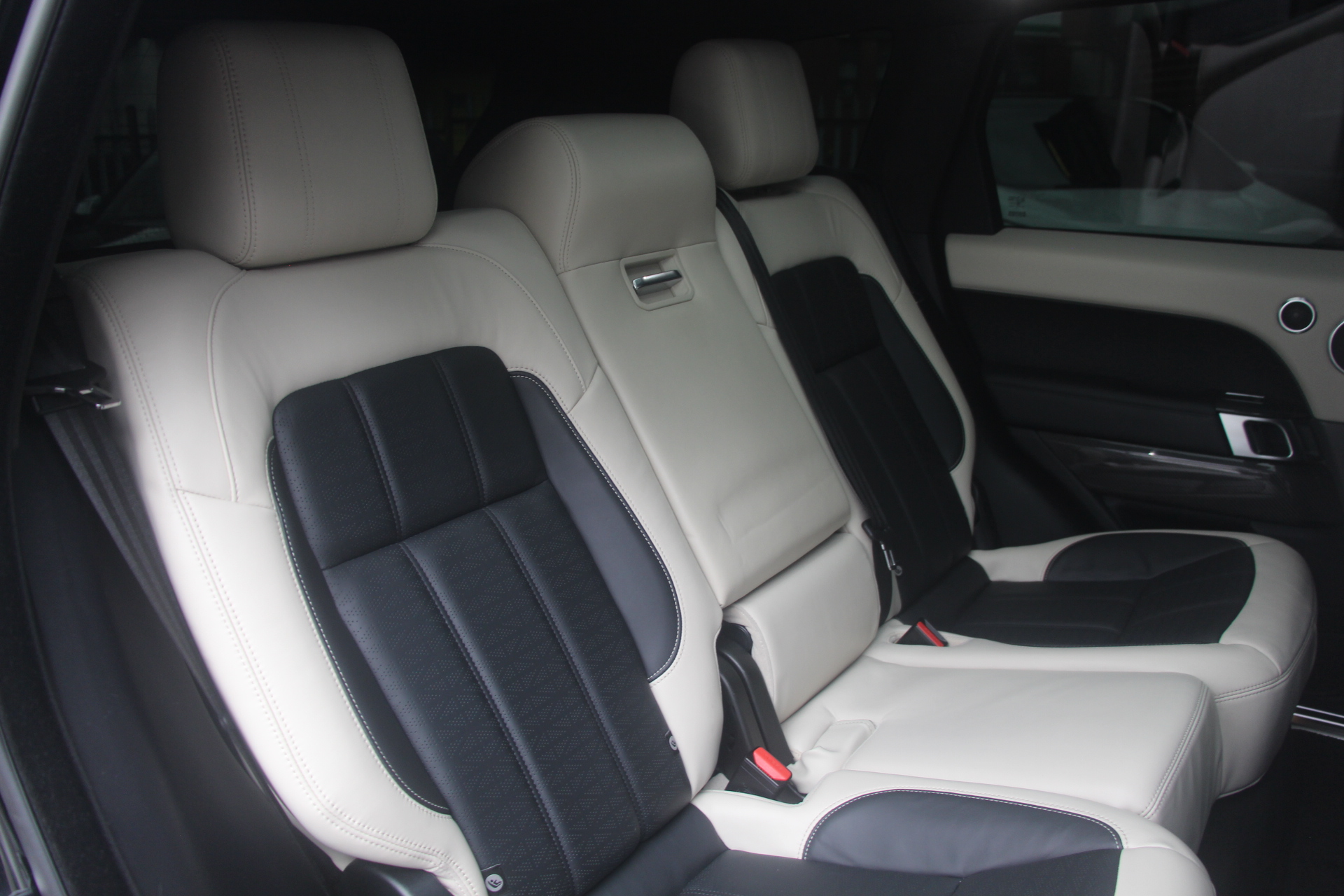 2019 (19) Land Rover Range Rover Sport 3.0 SD V6 Autobiography Dynamic Auto 4WD Euro 6 (s/s) 5dr