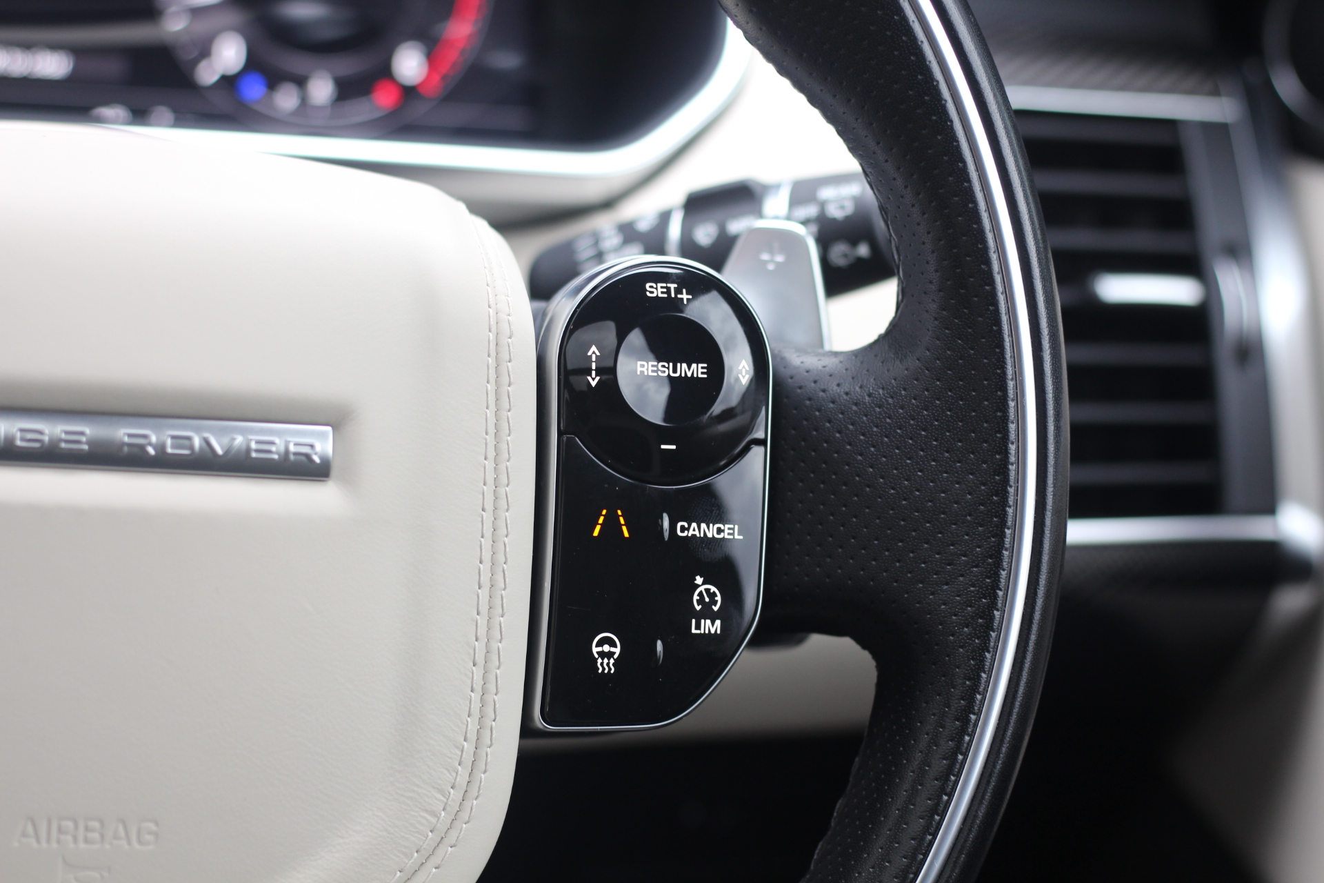 2019 (19) Land Rover Range Rover Sport 3.0 SD V6 Autobiography Dynamic Auto 4WD Euro 6 (s/s) 5dr