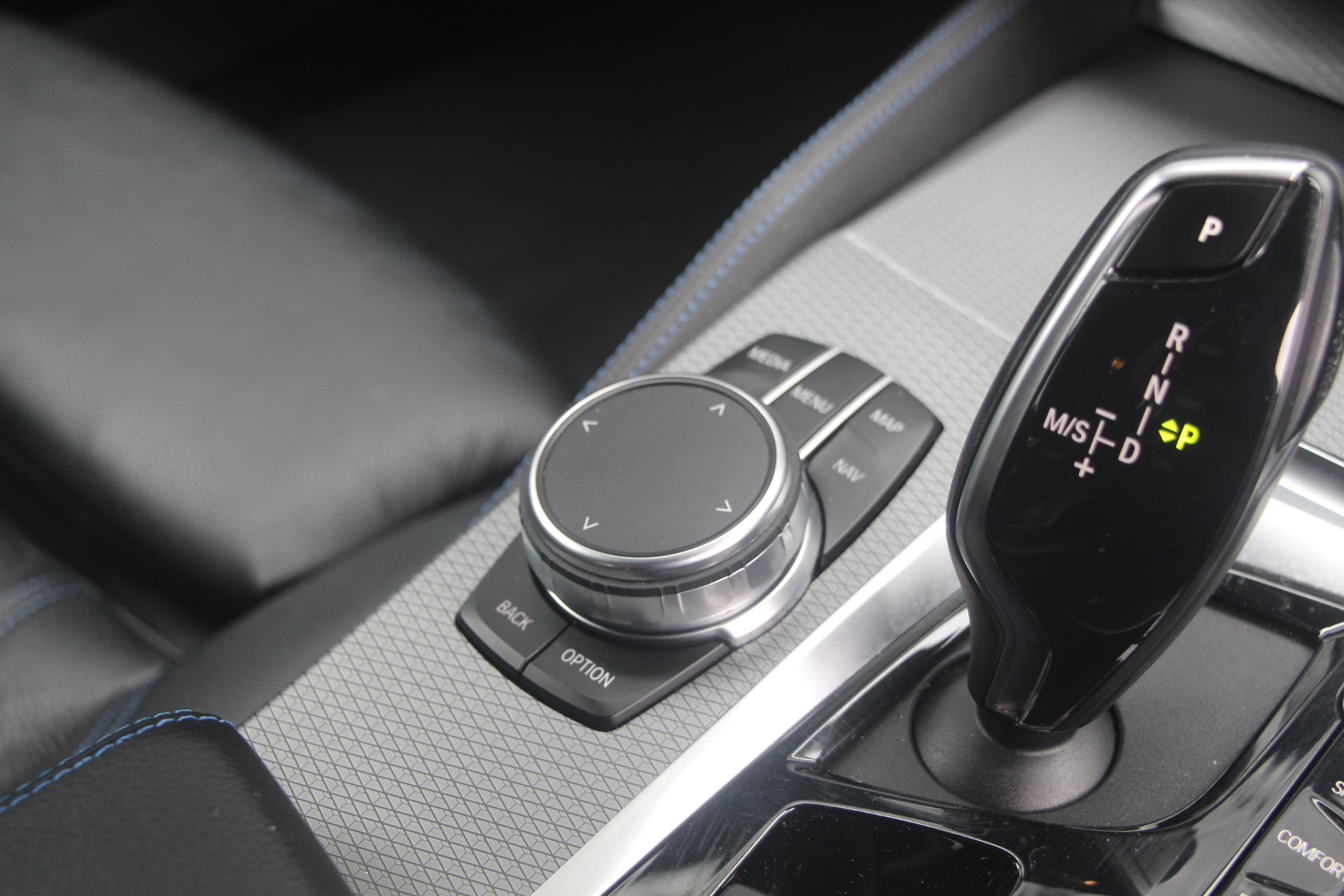 2018 (18) BMW 5 Series 3.0 530d M Sport Auto xDrive Euro 6 (s/s) 4dr