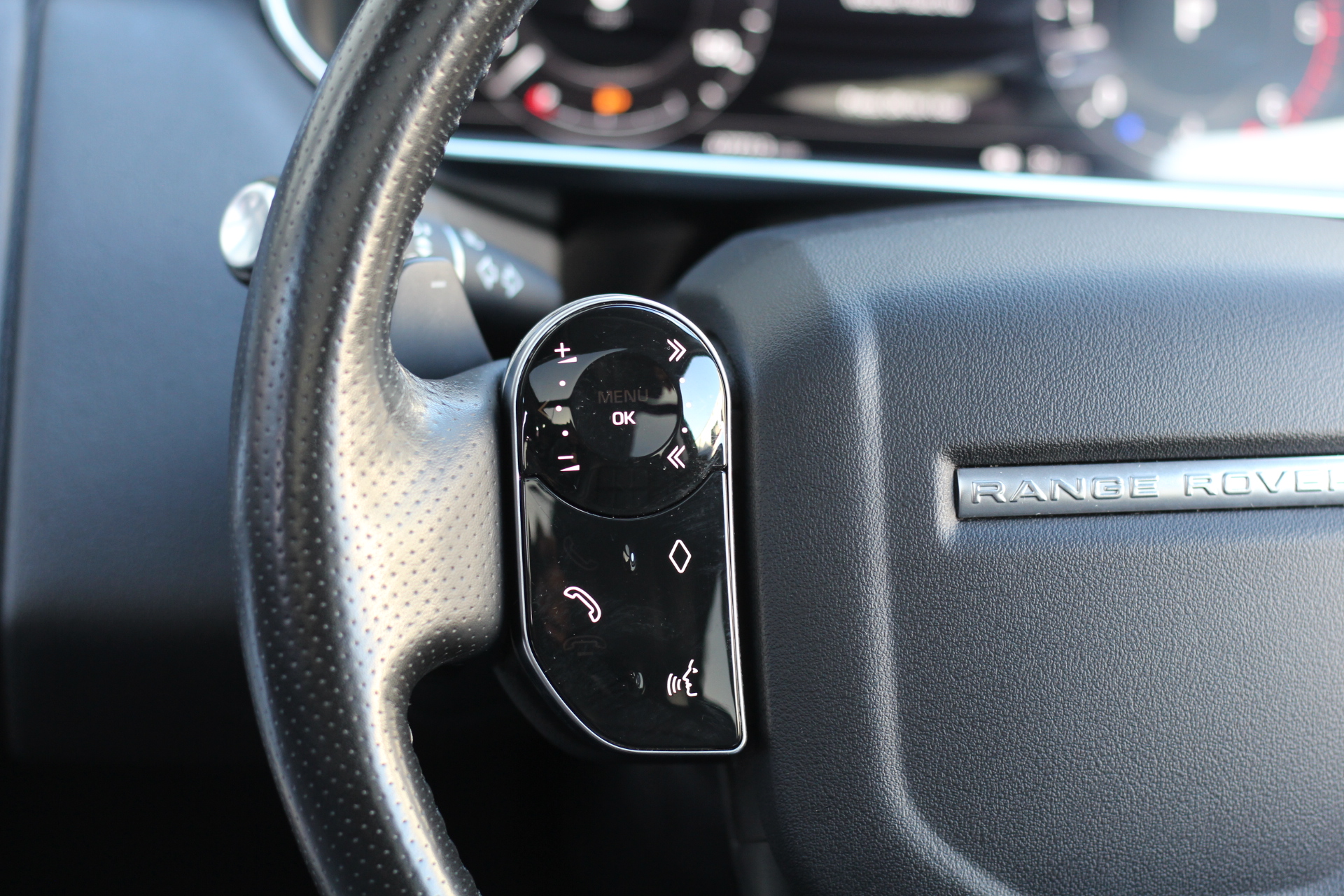 2018 (18) Land Rover Range Rover Sport 3.0 SD V6 HSE Auto 4WD Euro 6 (s/s) 5dr