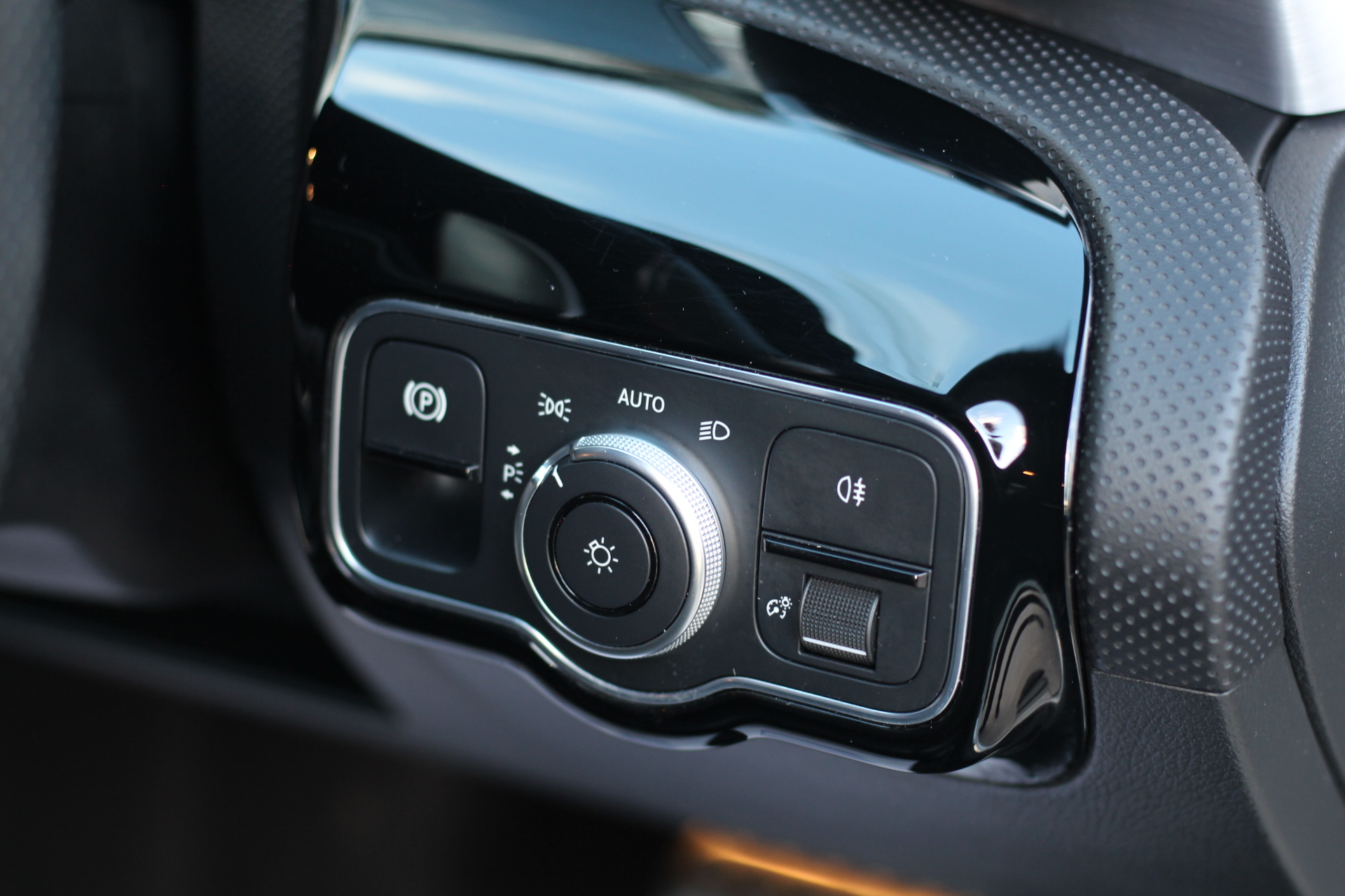 2020 (70) Mercedes-Benz CLA Class 2.0 CLA35 AMG Coupe 7G-DCT 4MATIC Euro 6 (s/s) 4dr