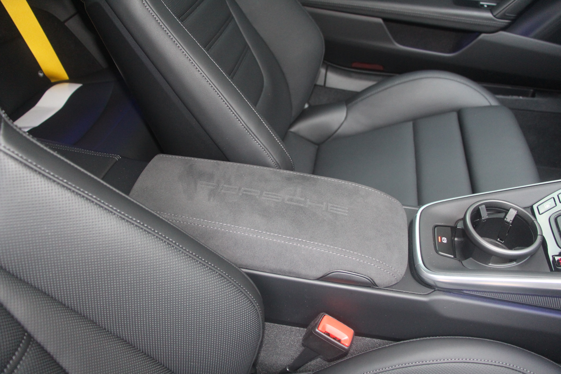 2023 (23) Porsche 911 3.7T 992 Turbo S PDK 4WD Euro 6 (s/s) 2dr