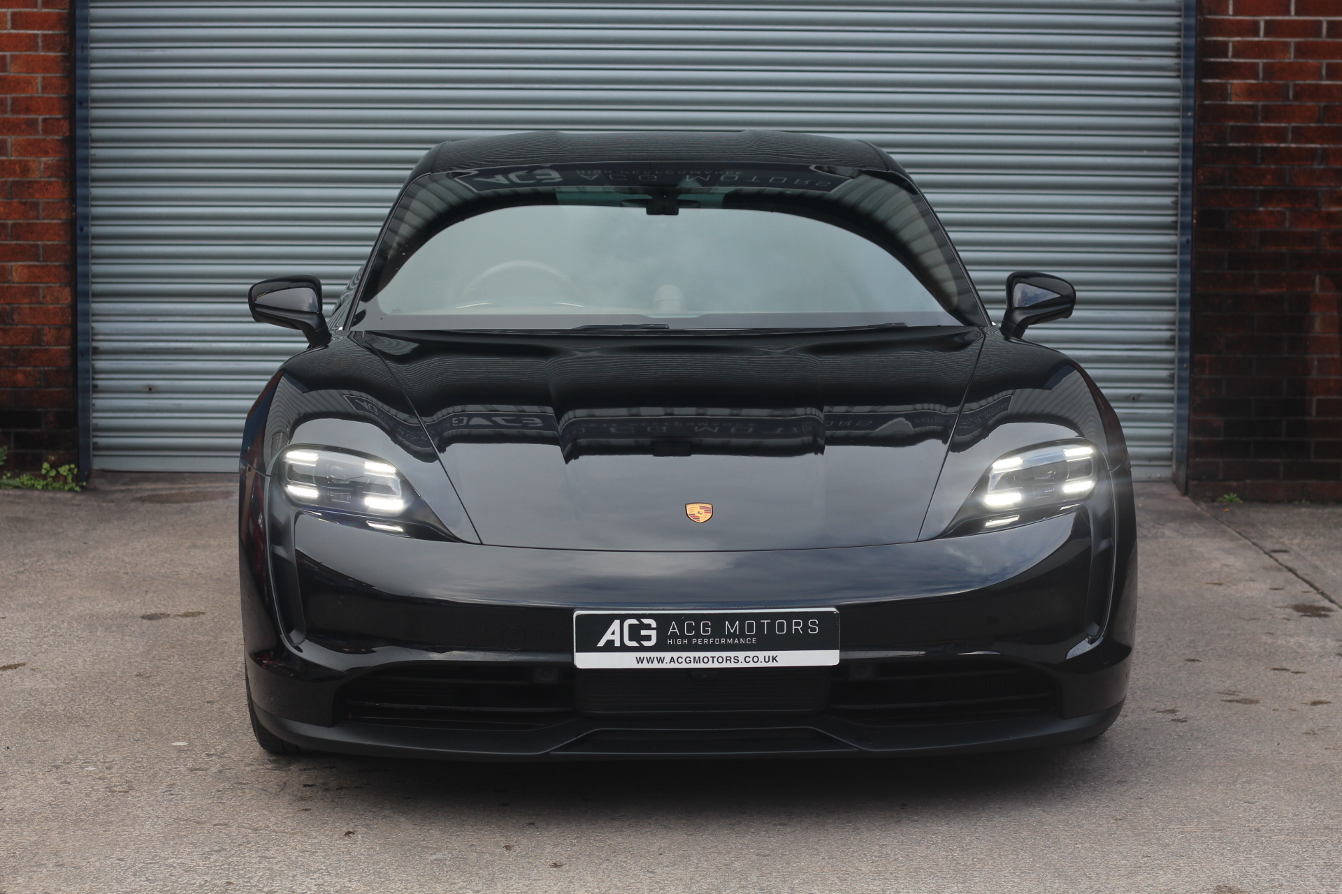 2021 (71) Porsche Taycan Performance Plus 93.4kWh Auto RWD 4dr (11kW Charger)