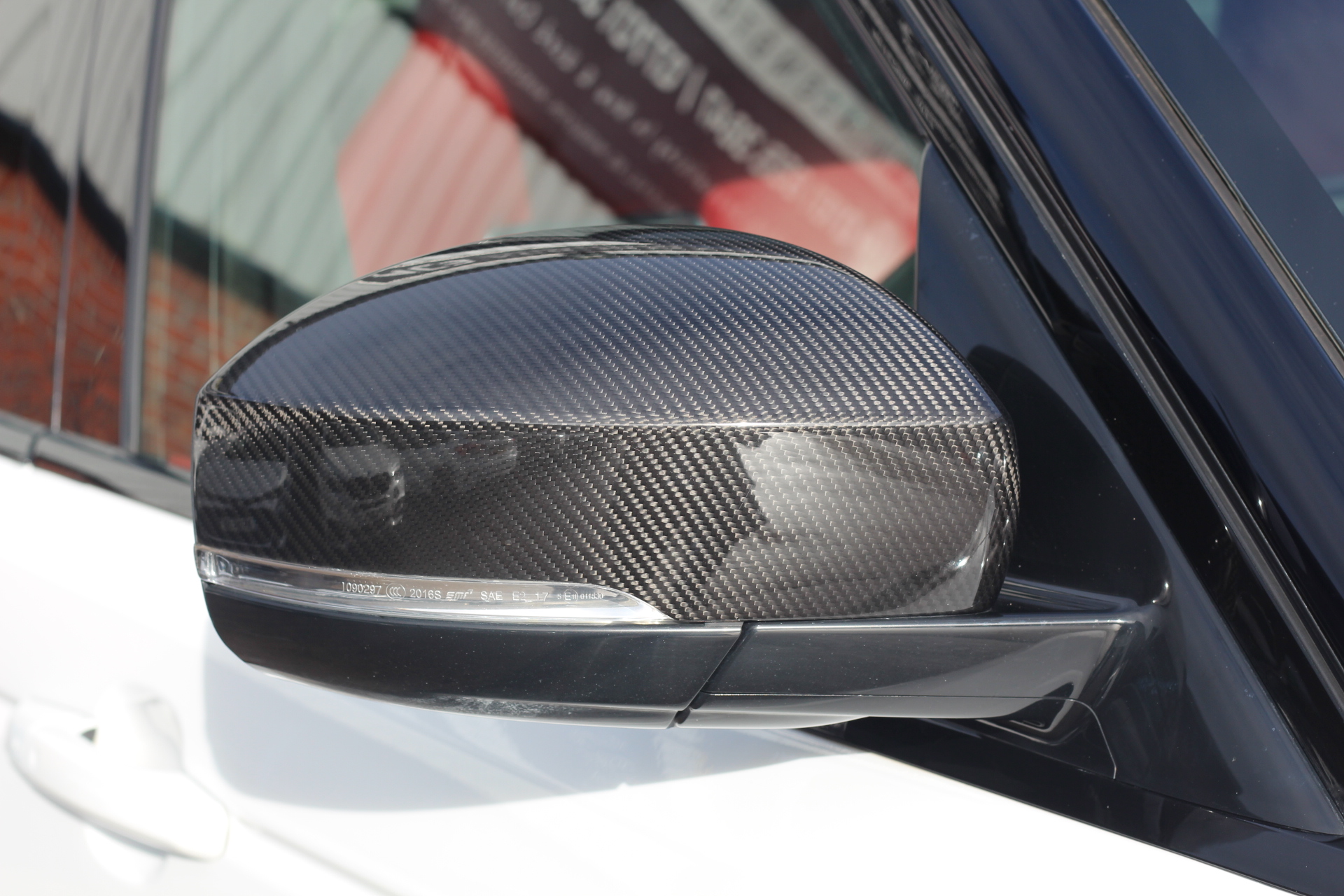 2020 (20) Land Rover Range Rover Sport 5.0 P575 V8 SVR Auto 4WD Euro 6 (s/s) 5dr