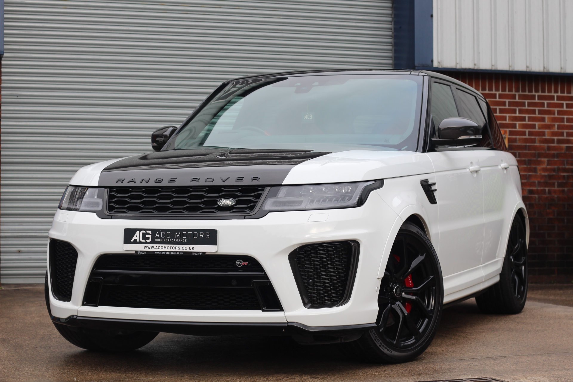 2020 (20) Land Rover Range Rover Sport 5.0 P575 V8 SVR Auto 4WD Euro 6 (s/s) 5dr